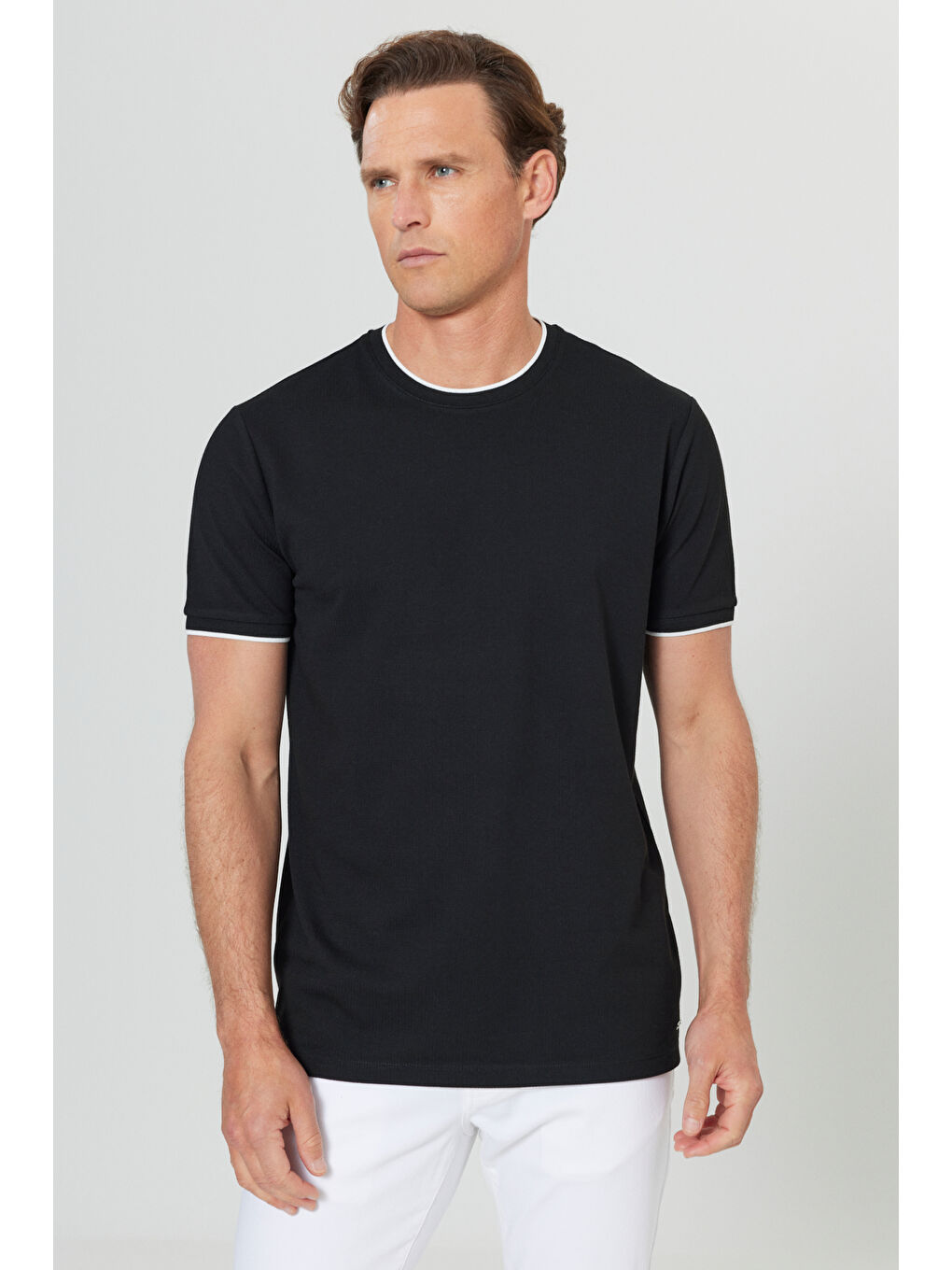 Erkek Siyah Slim Fit Dar Kesim Polo Yaka Jakarlı Esnek Tişört-2