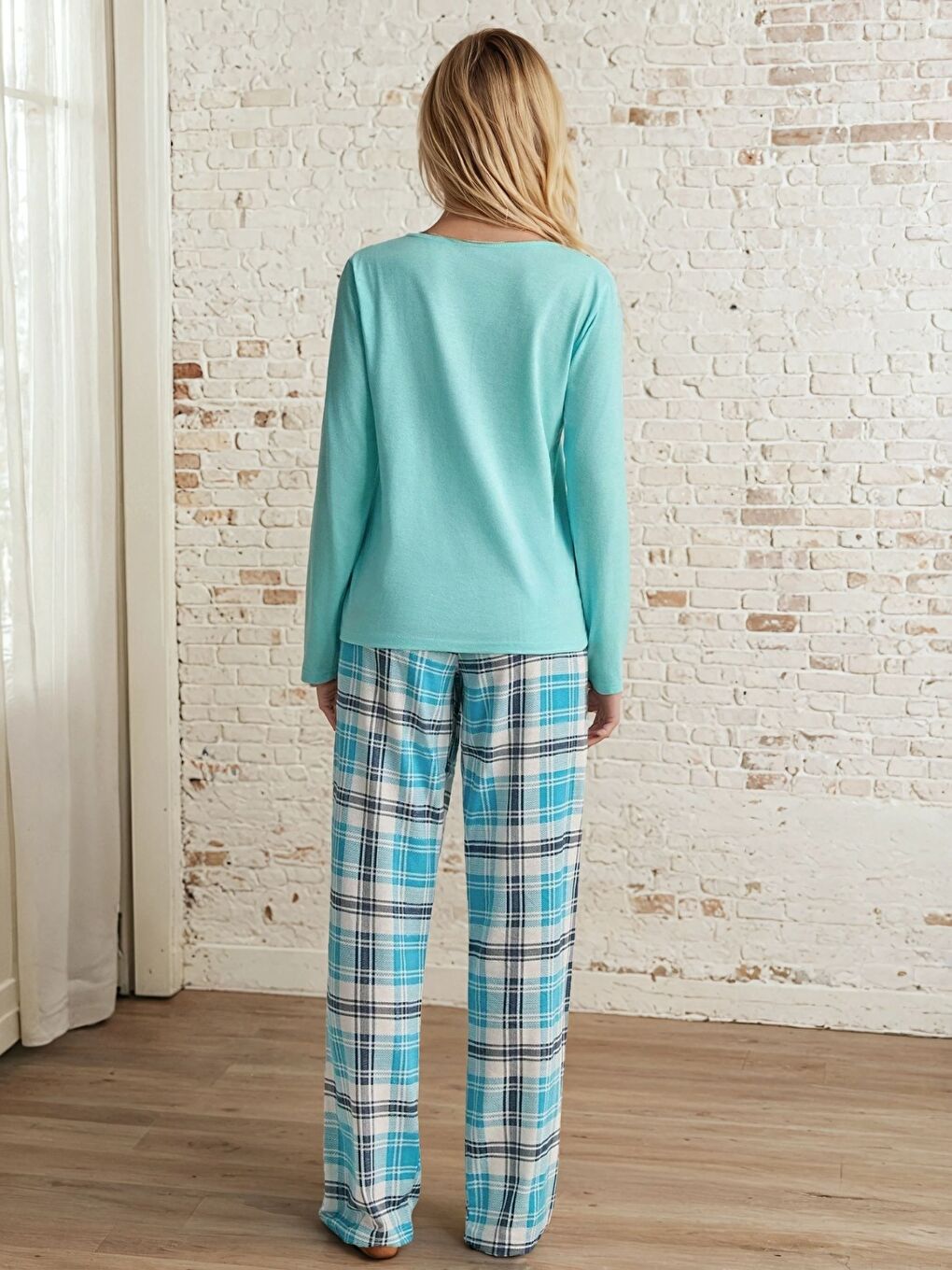 Yeşil Ekose Desen Kelebek Baskılı Uzun Kol Pijama Takımı-2