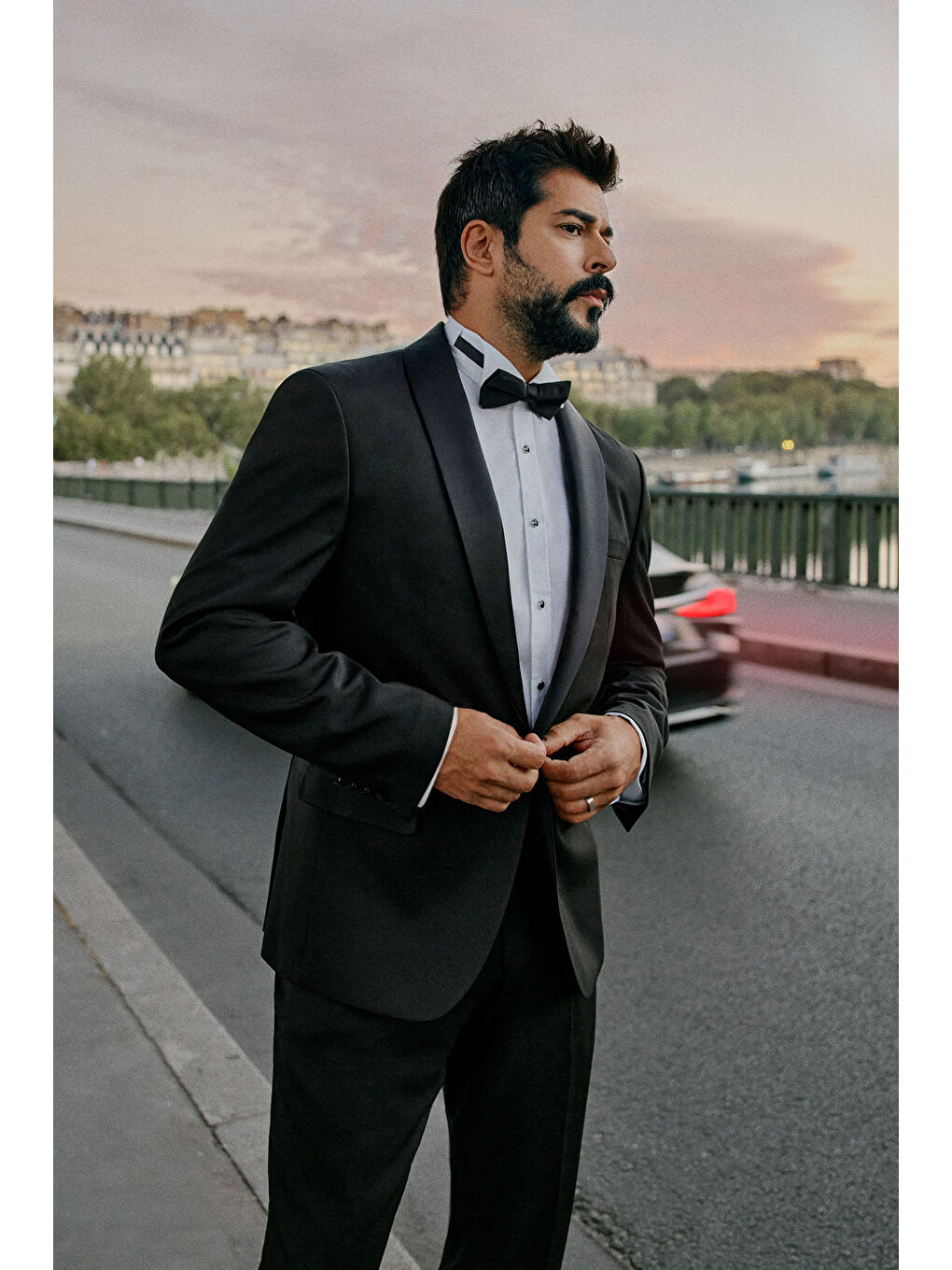 Erkek Siyah Slim Fit Dar Kesim Şal Yaka Armürlü Smokin Takım