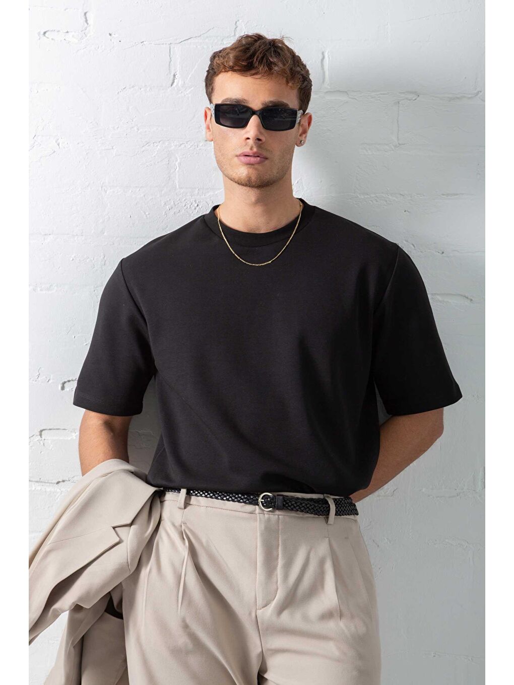 Erkek Oversize Basic Rahat Tişört Siyah-1