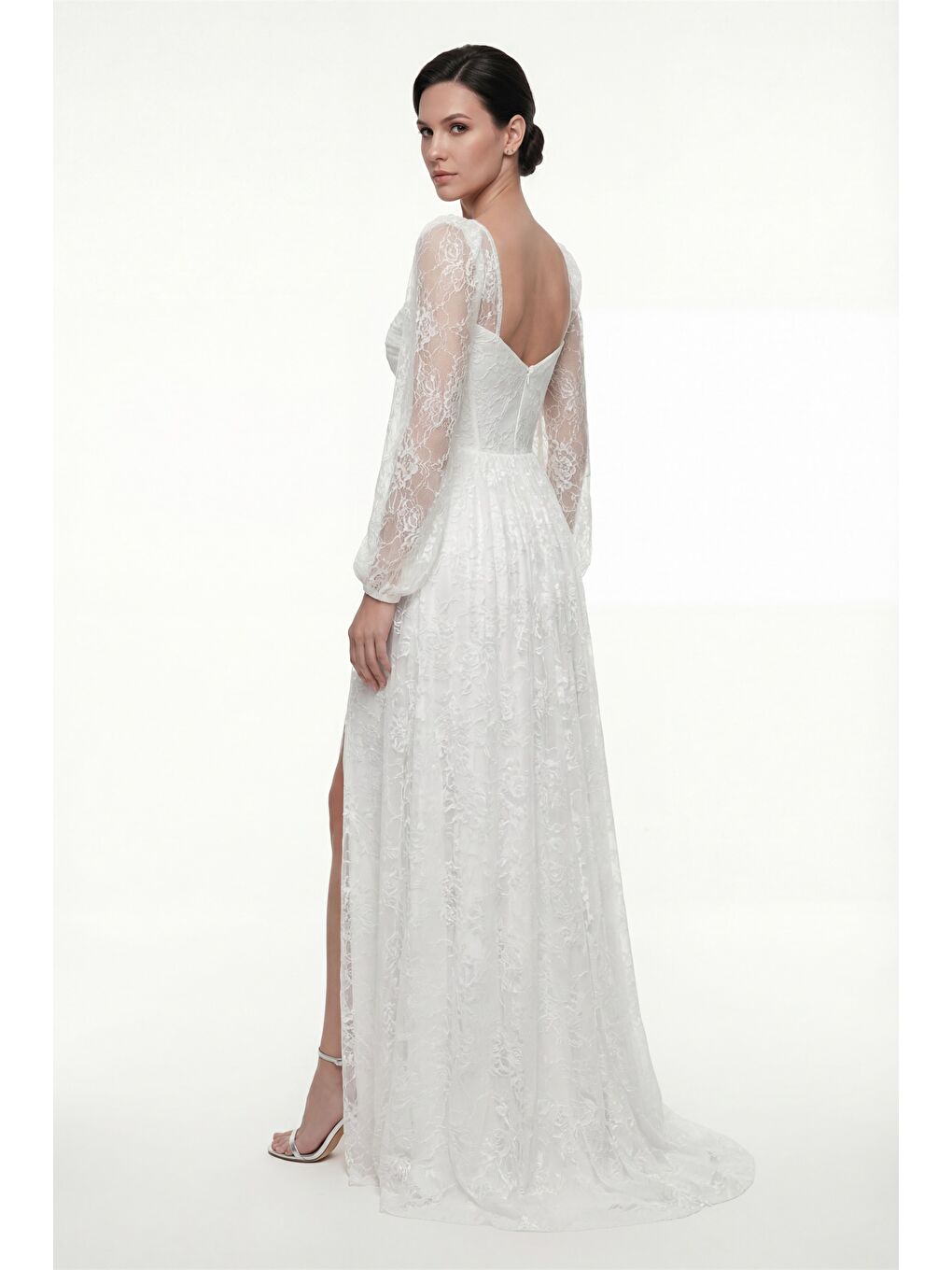 Kadın Beyaz Dar Kalıp Uzun Kol Bacak Dekolteli Dantelli Abiye Elbise-5