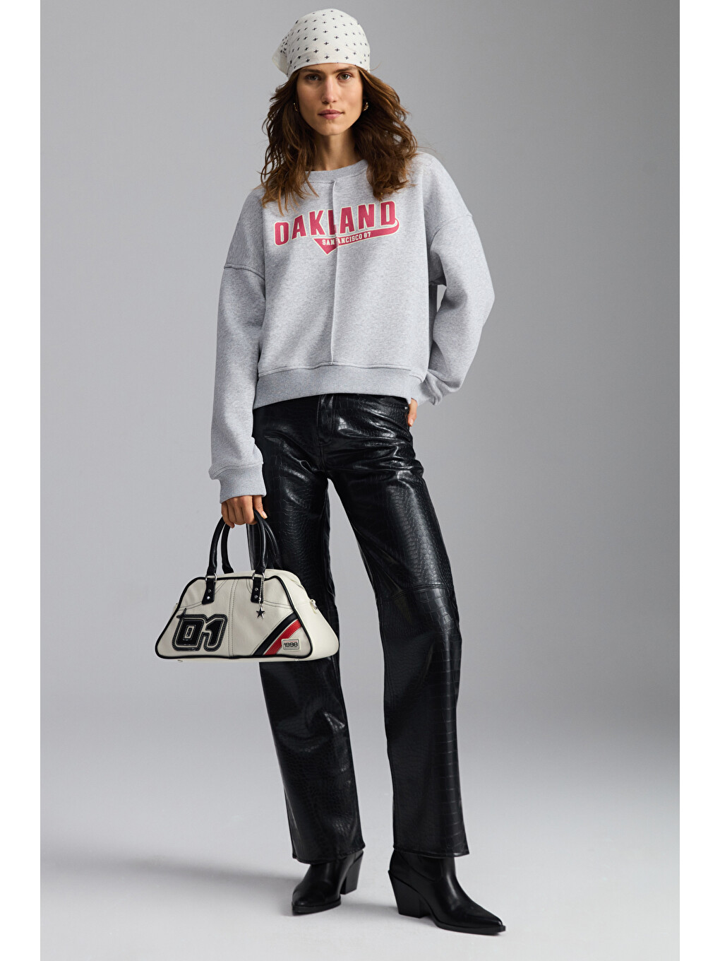 Daleska Kadın Organik Pamuklu Yumuşacık Önü Kesikli Baskılı Yuvarlak Yaka Gri Melanj Sweatshirt-4