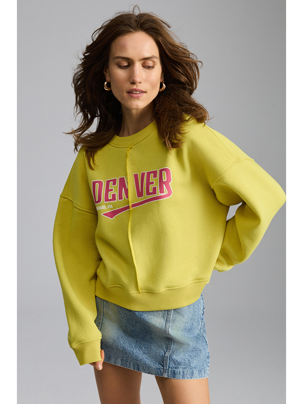 Daleska Kadın Organik Pamuklu Yumuşacık Önü Kesikli Baskılı Yuvarlak Yaka Yeşil Sweatshirt-2