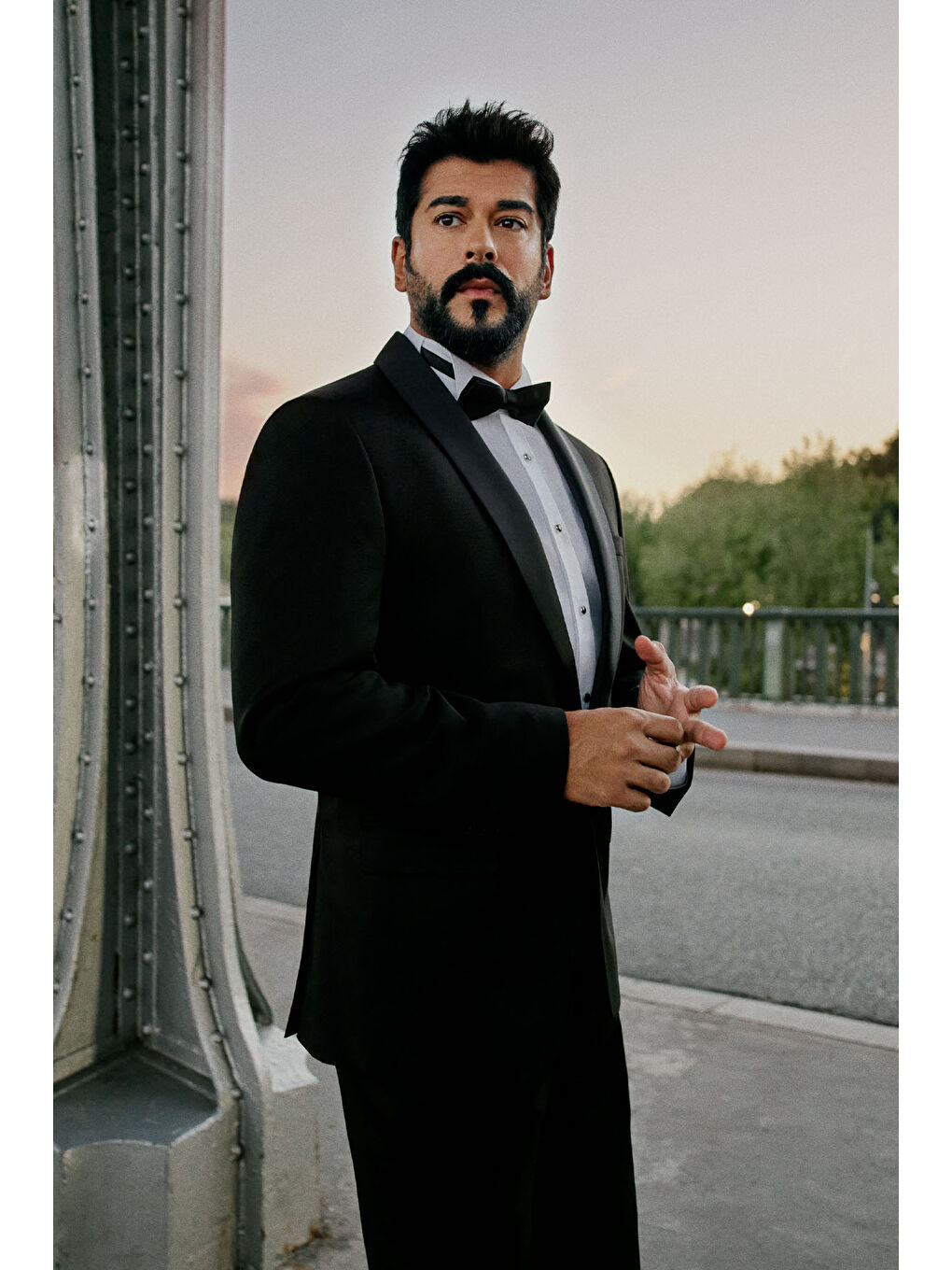 Erkek Siyah Slim Fit Dar Kesim Şal Yaka Armürlü Smokin Takım-2