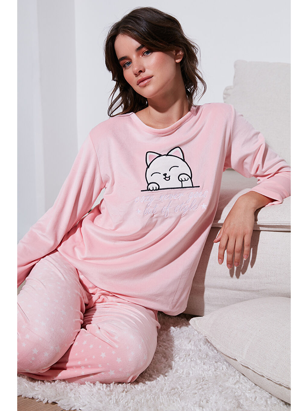 Pembe Desenli Regular Fit Bisiklet Yaka Uzun Kollu Kadın Pijama Takımı 65713312-1