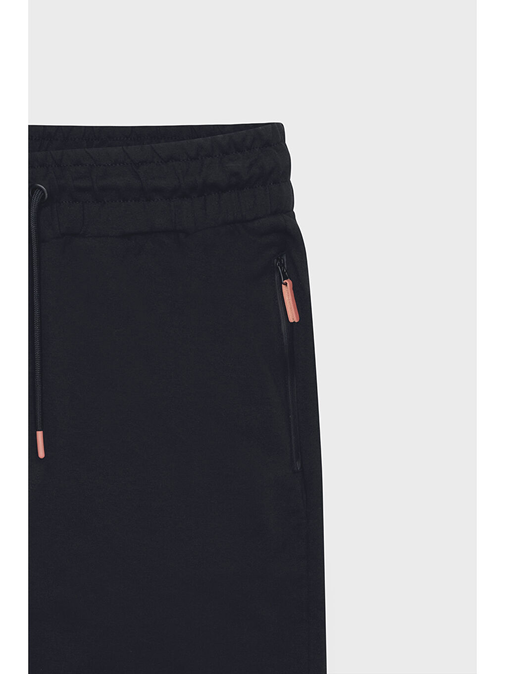 Erkek Siyah Standart Fit Normal Kesim Pamuklu Cepli Şort-6