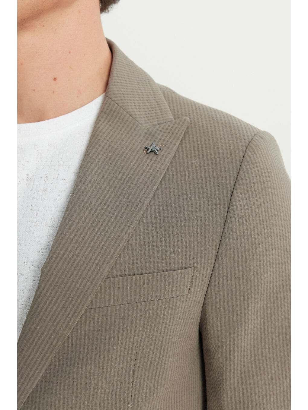 Bej Erkek Vizon Pamuklu Slim Fit Dar Kesim Kırlangıç Yaka Kapak Cepli Çizgili Esnek Takım Elbise-5