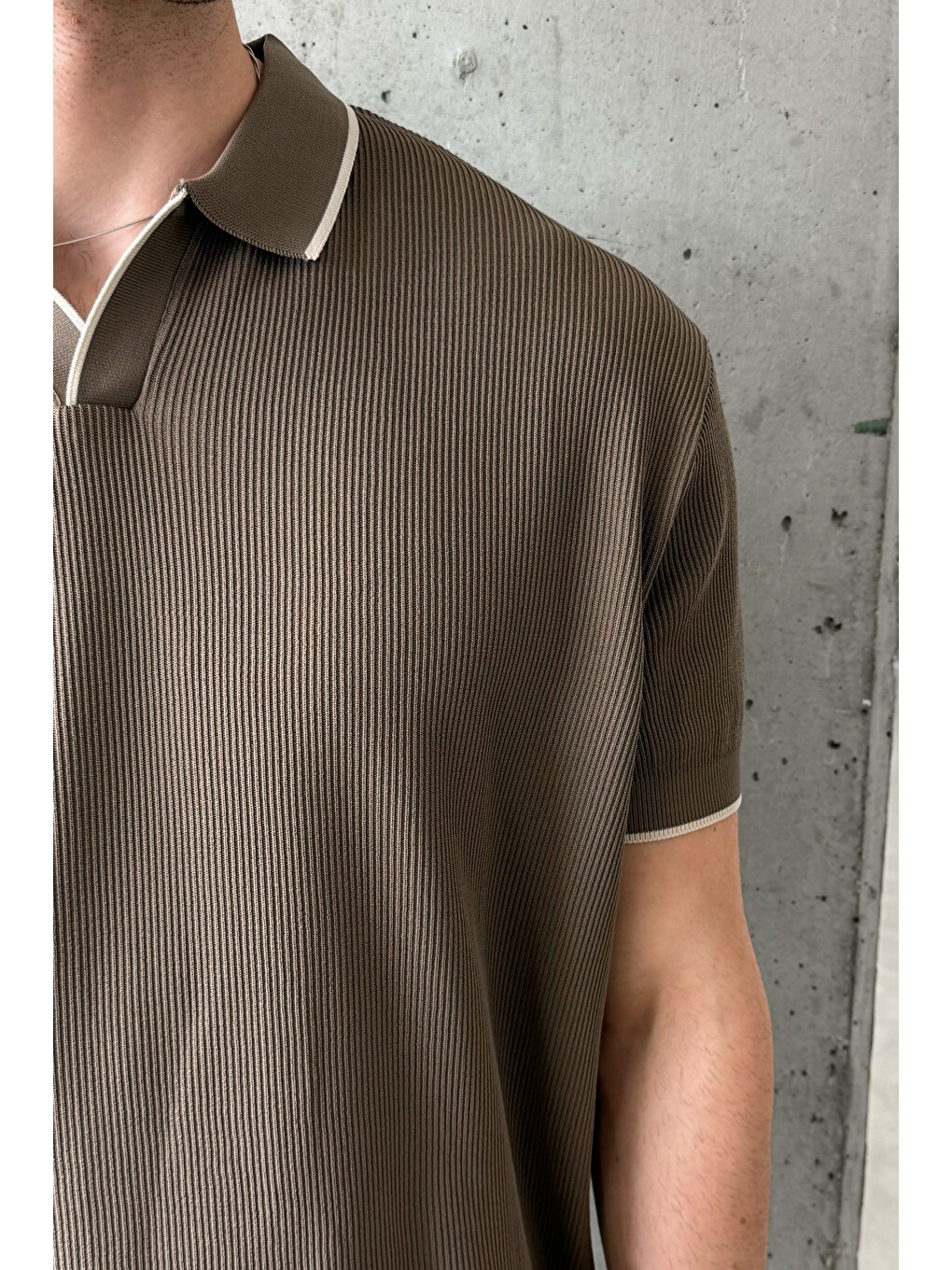 Kahverengi Erkek Oversize Selanik Polo Yaka Triko Tişört-4