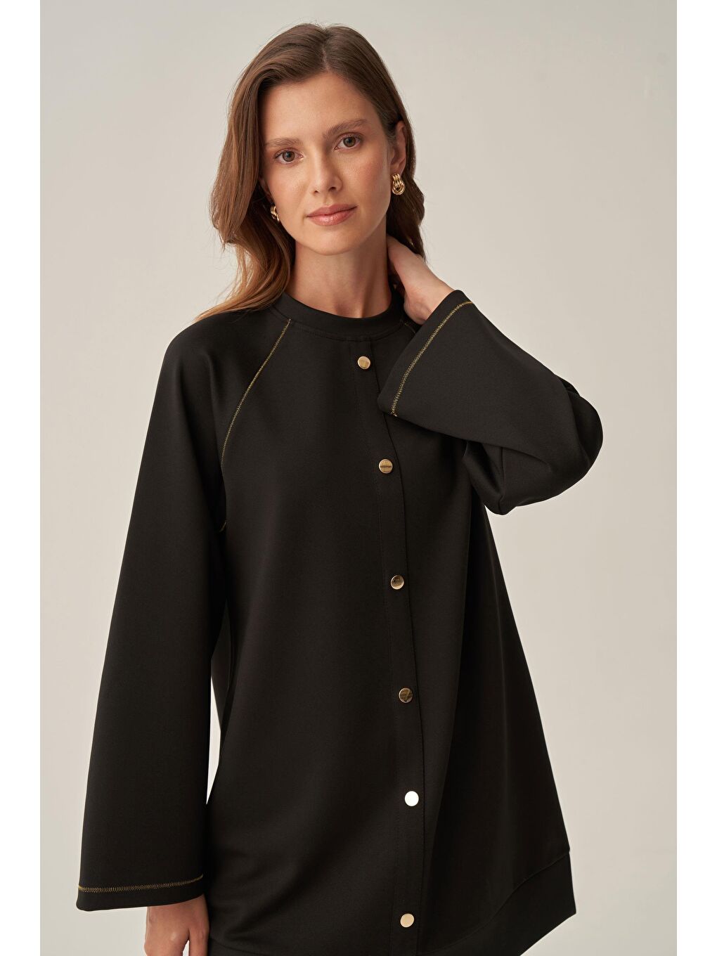 Siyah-Gold Çıtçıtlı Pantolonlu Takım-3