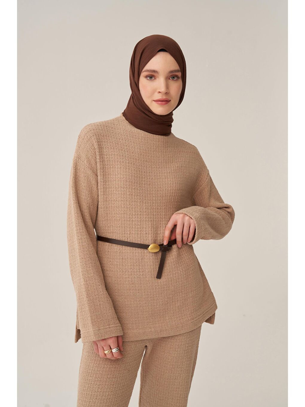 Bej-Triko Efektli Pantolonlu Takım-4