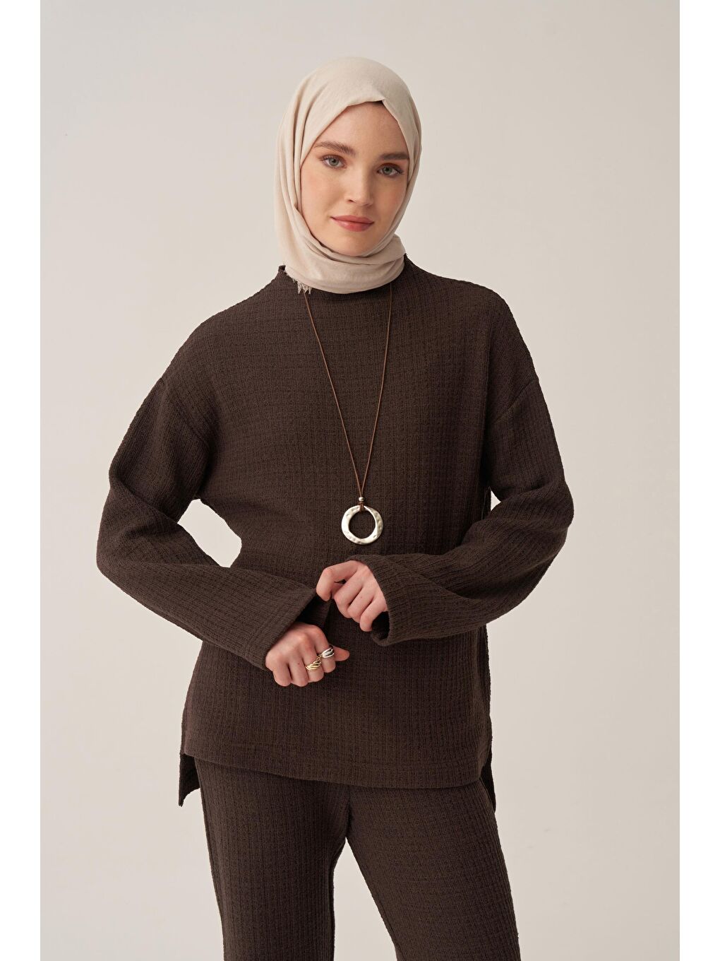 Kahverengi Kahve-Triko Efektli Pantolonlu Takım-4
