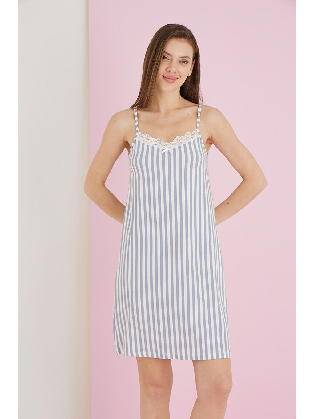 Beyaz Bamboo İp Askılı Gecelik 7056-1