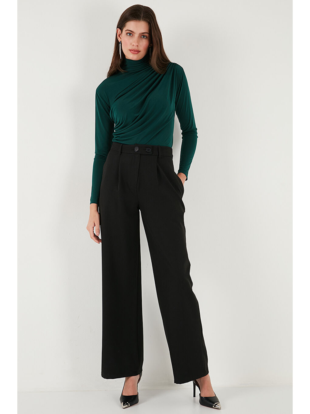 Yeşil Streç Büzgü Detaylı Slim Fit Dik Yaka Kadın Bluz 669925-3