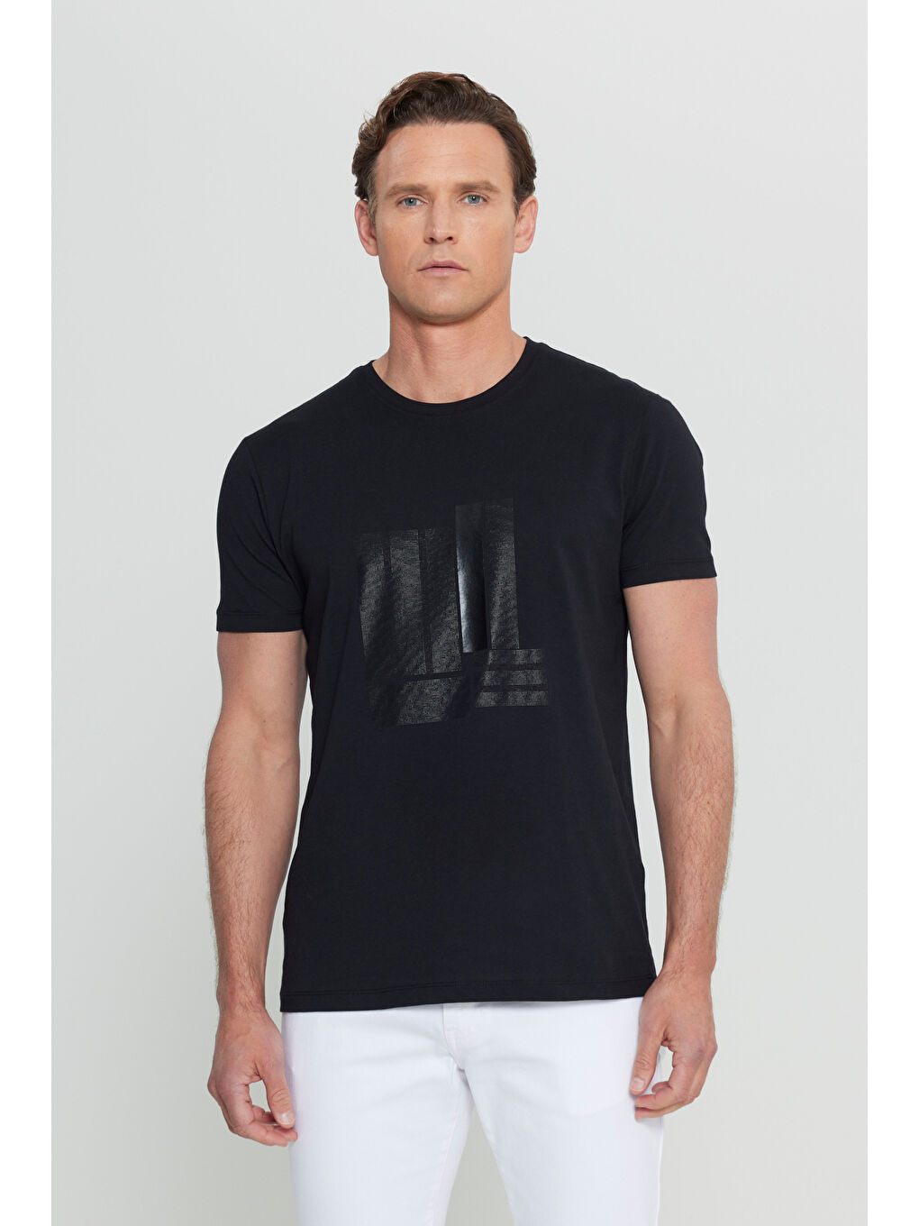 Erkek Siyah Pamuklu Slim Fit Dar Kesim Bisiklet Yaka Baskılı Esnek Tişört-2