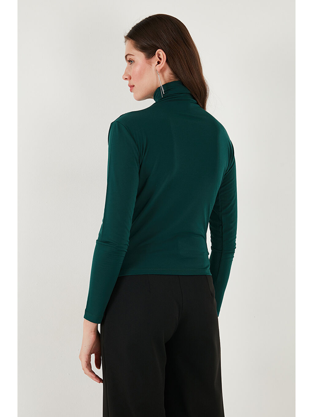 Yeşil Streç Büzgü Detaylı Slim Fit Dik Yaka Kadın Bluz 669925-6