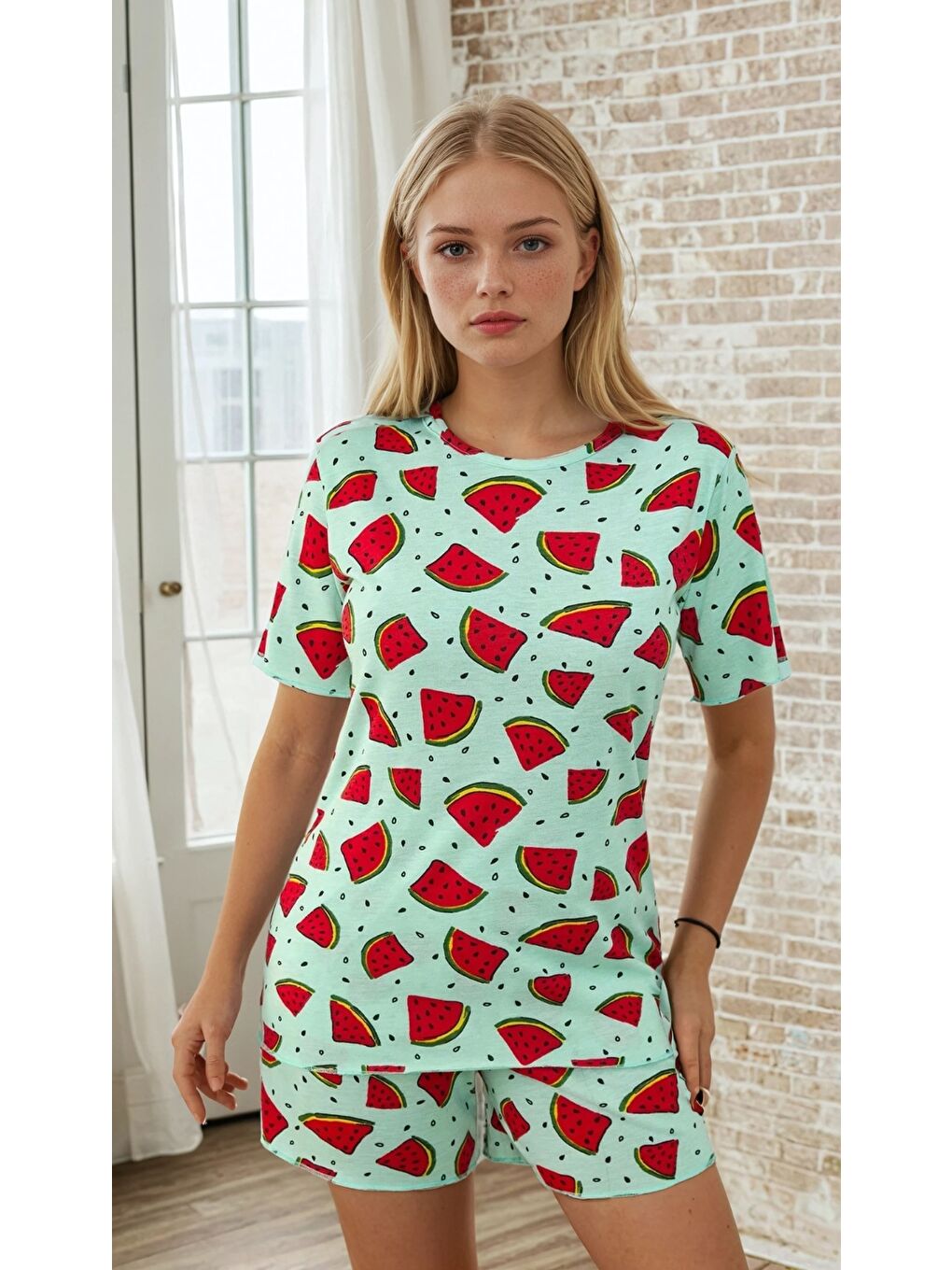 Yeşil Karpuz Desenli Kısa Kollu Şortlu Kadın Pijama Takımı-1