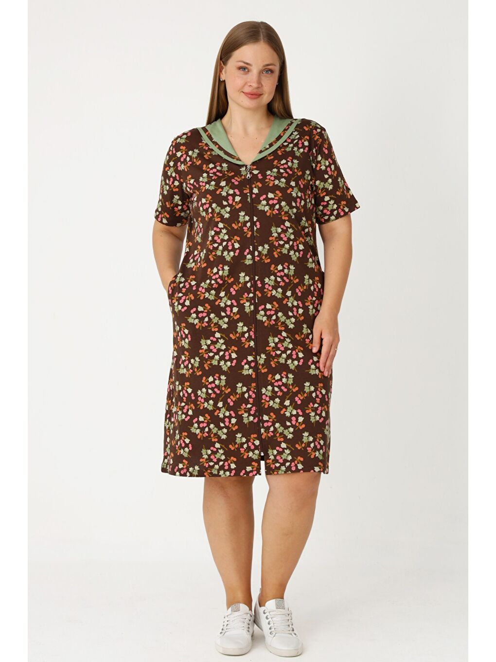 Kahverengi Çiçek Desenli Boydan Fermuarlı Biyeli Cepli Kadın Pamuklu Elbise