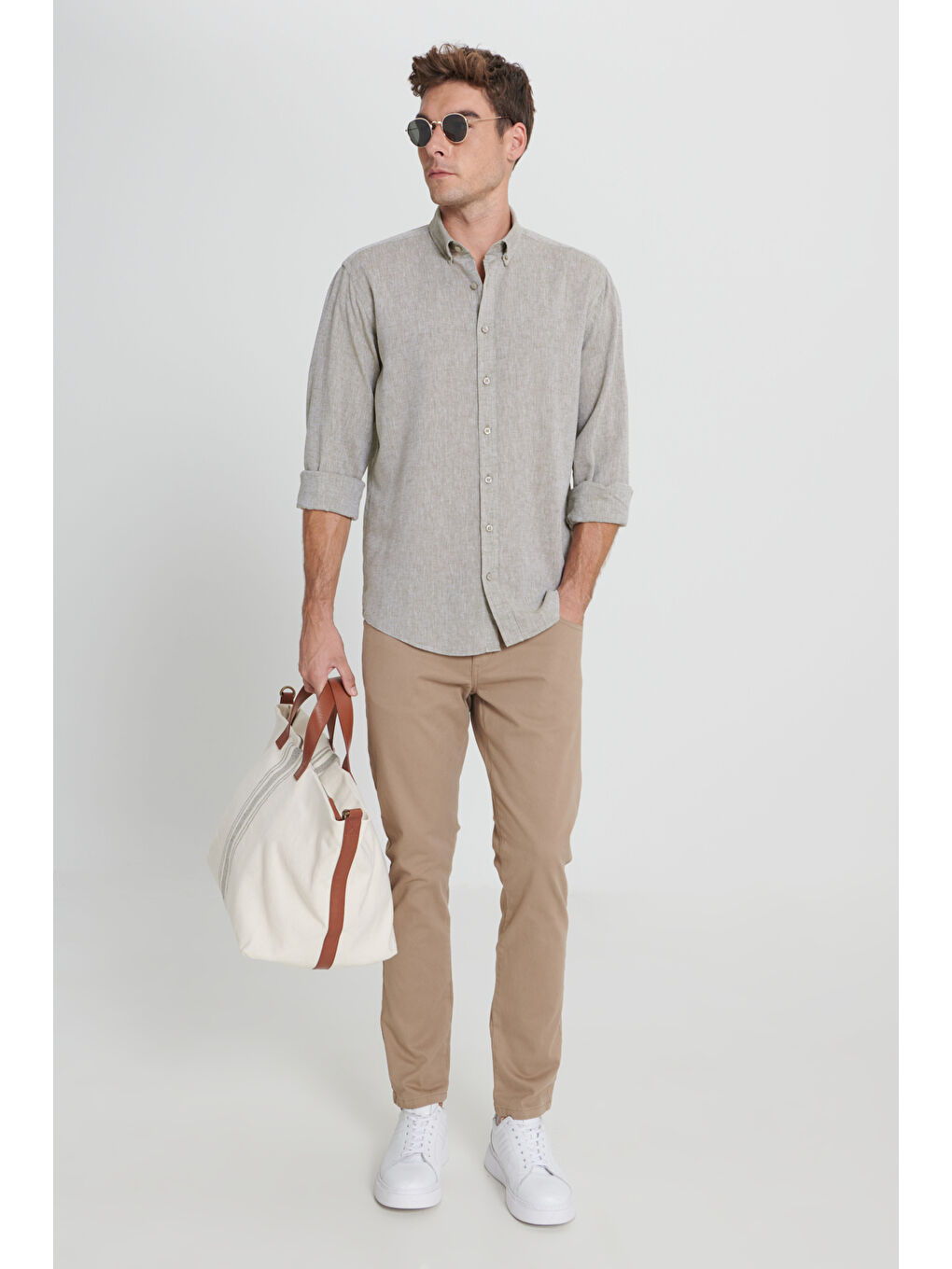 Erkek Haki Comfort Fit Rahat Kesim Düğmeli Yaka Keten Gömlek-1