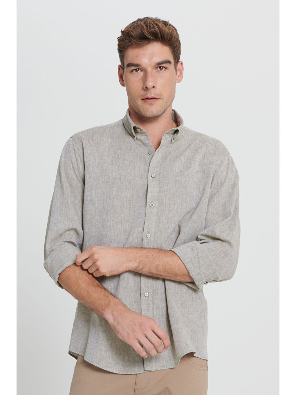 Erkek Haki Comfort Fit Rahat Kesim Düğmeli Yaka Keten Gömlek-2
