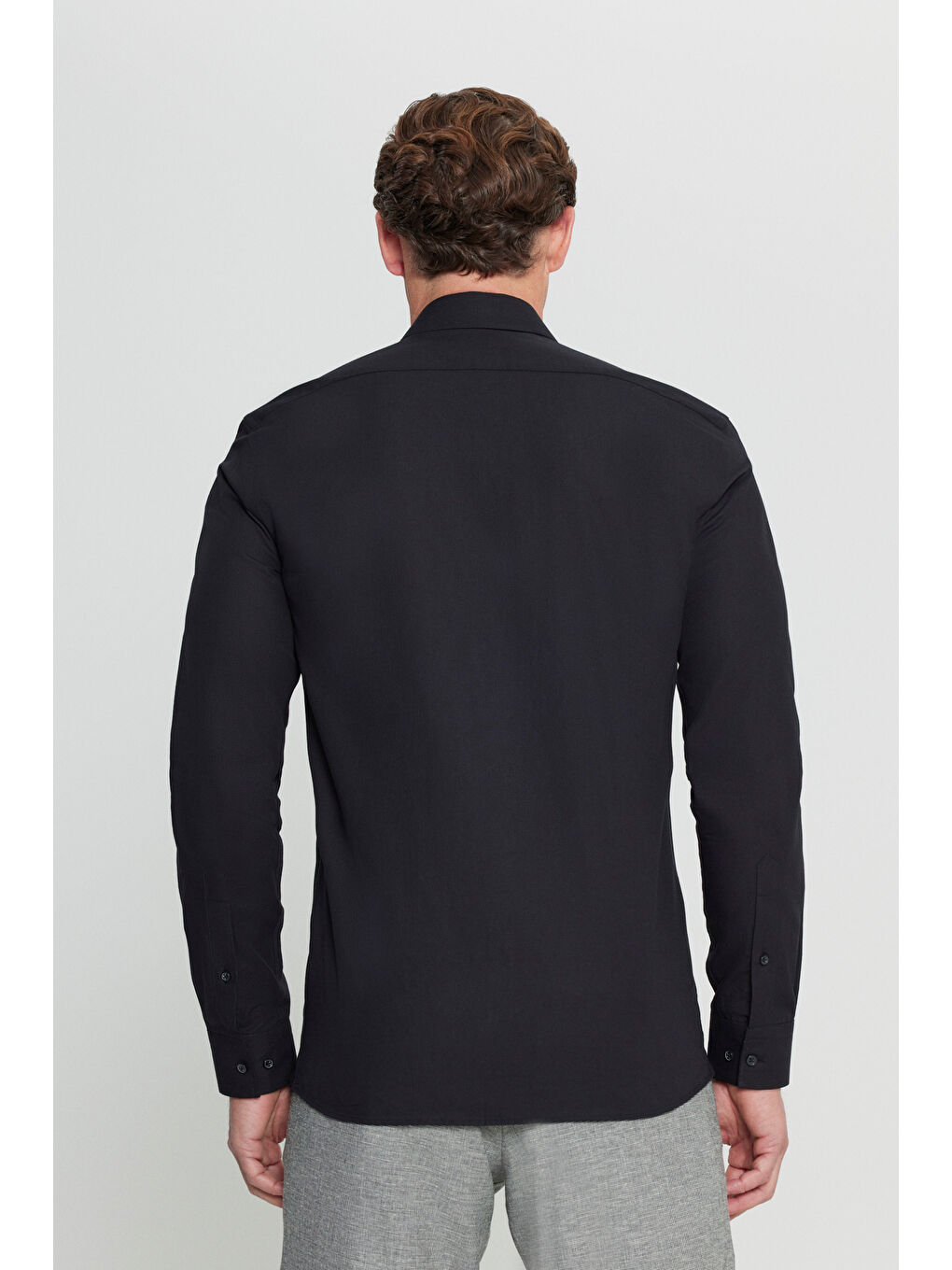 Erkek Siyah Slim Fit Dar Kesim Küçük İtalyan Yaka Armürlü Gömlek-4