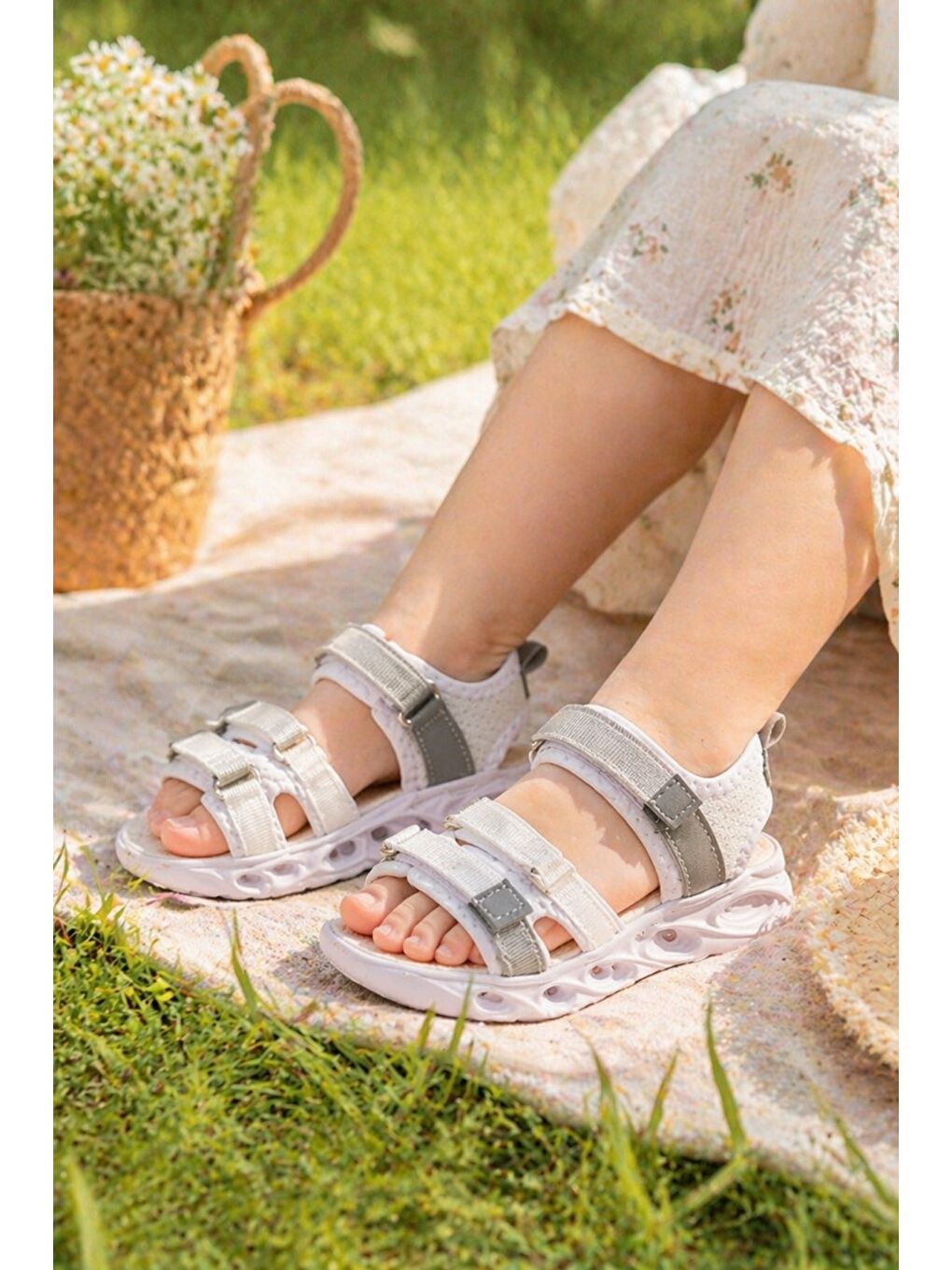 Beyaz TATU Kız Çocuk Cırtlı Işıklı Sandalet-6