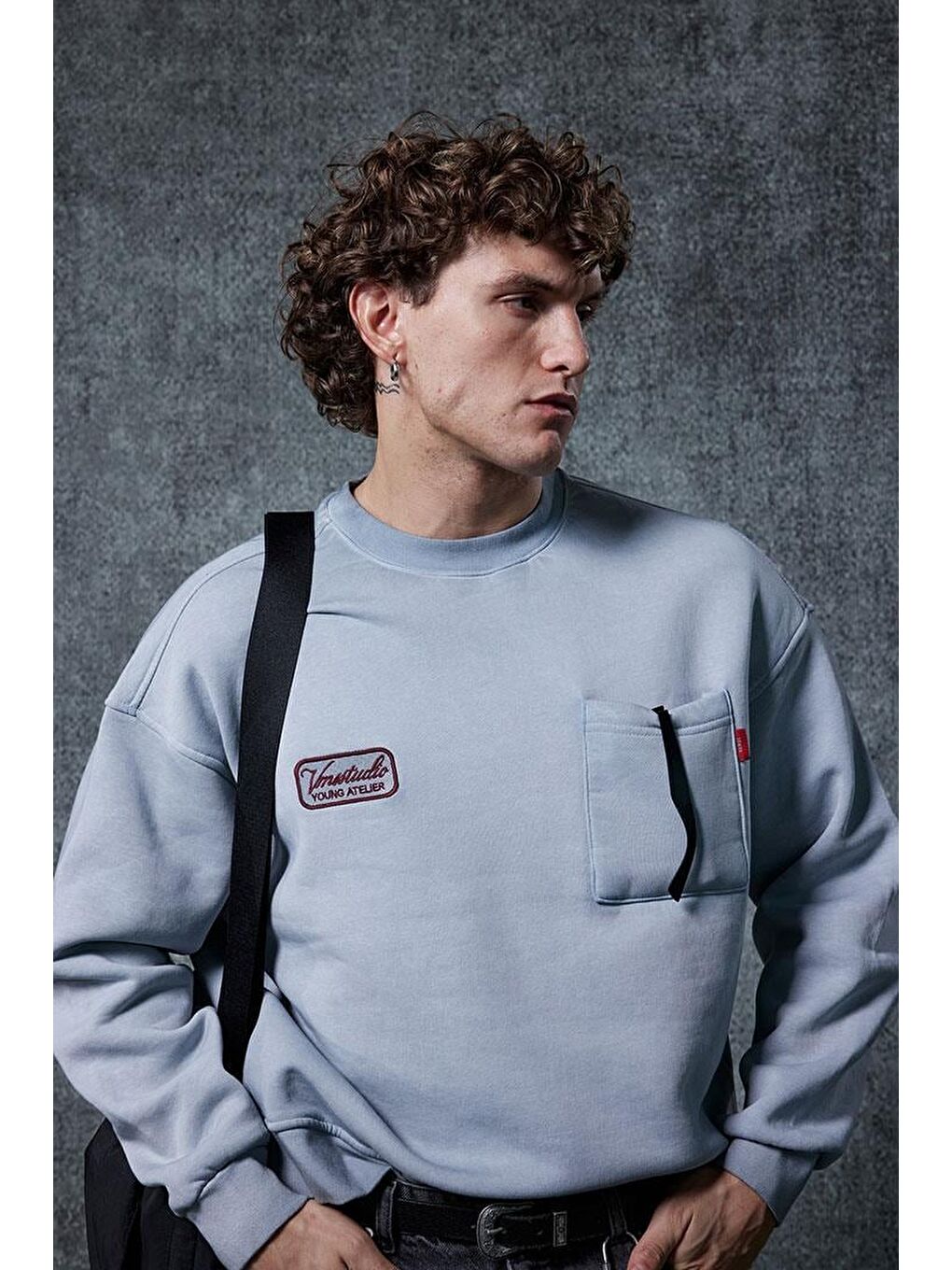 Erkek Bisiklet Yaka Cep Detaylı Sweatshirt Gri-4