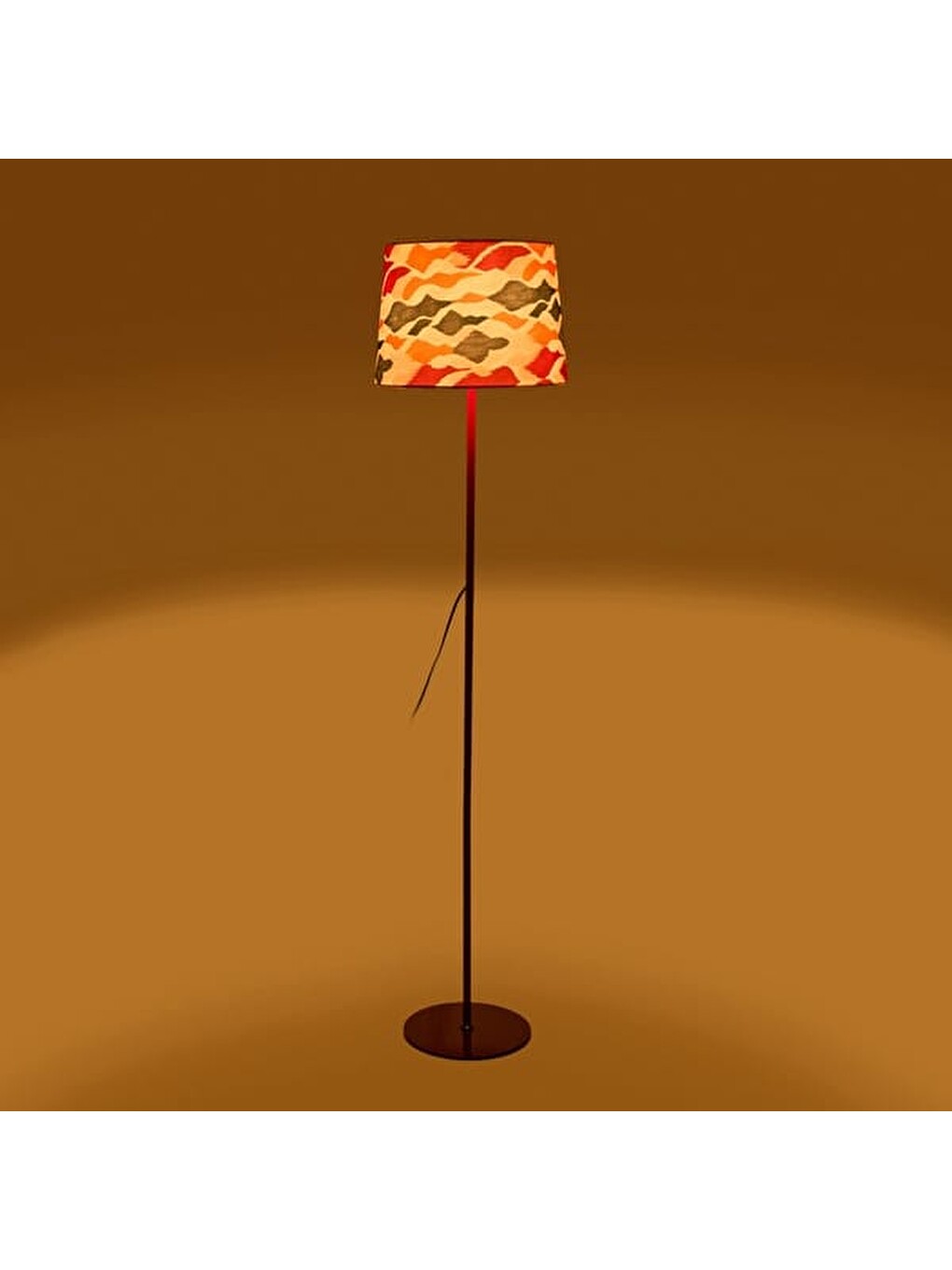 Karışık Lighting Metal Ayaklı Desenli Kumaş Başlık Lambader - Renkli - 150 cm-2