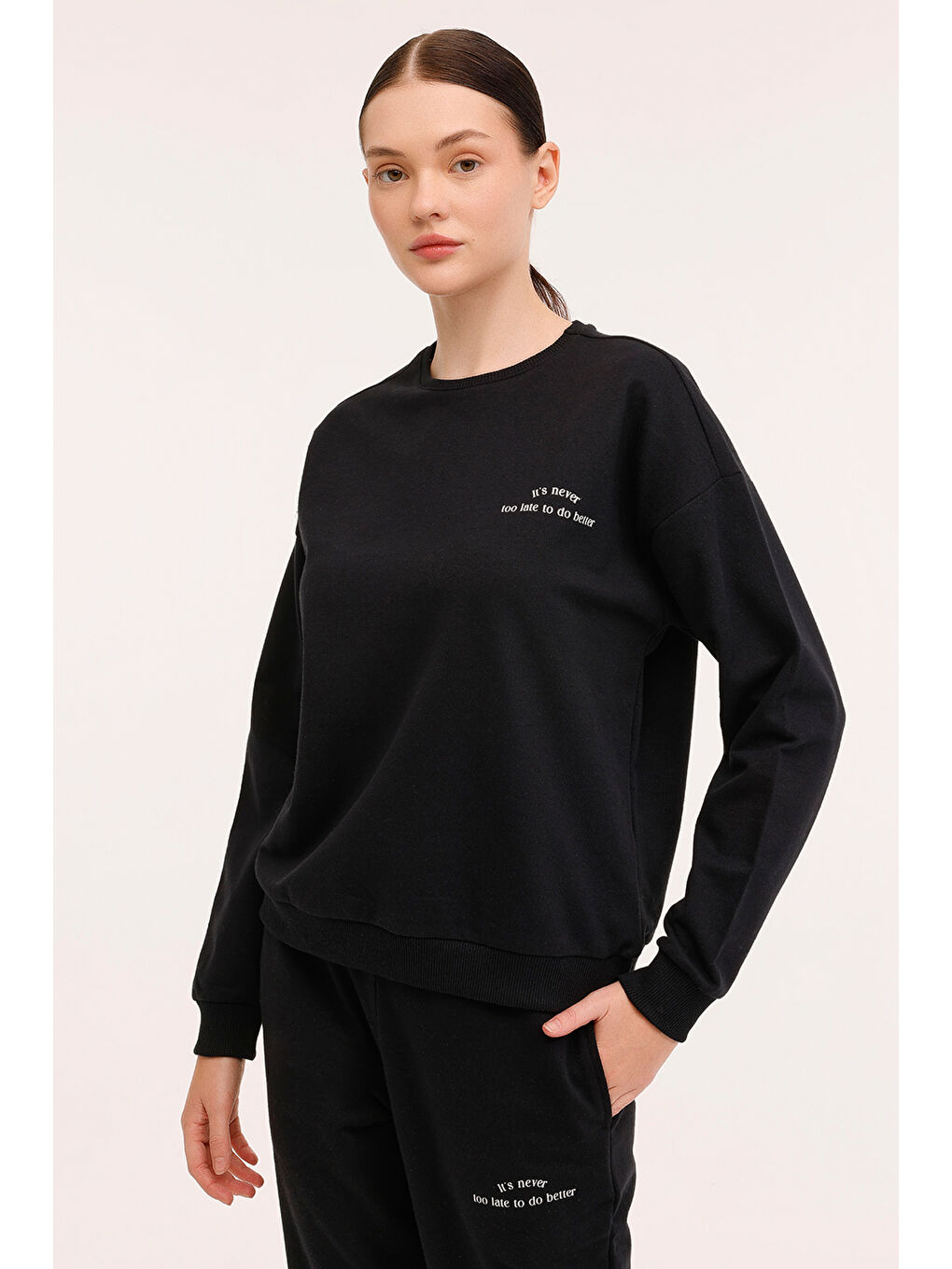 Kinetix WB AURA BSC 16OV82 4PR Siyah Kadın Sweatshirt