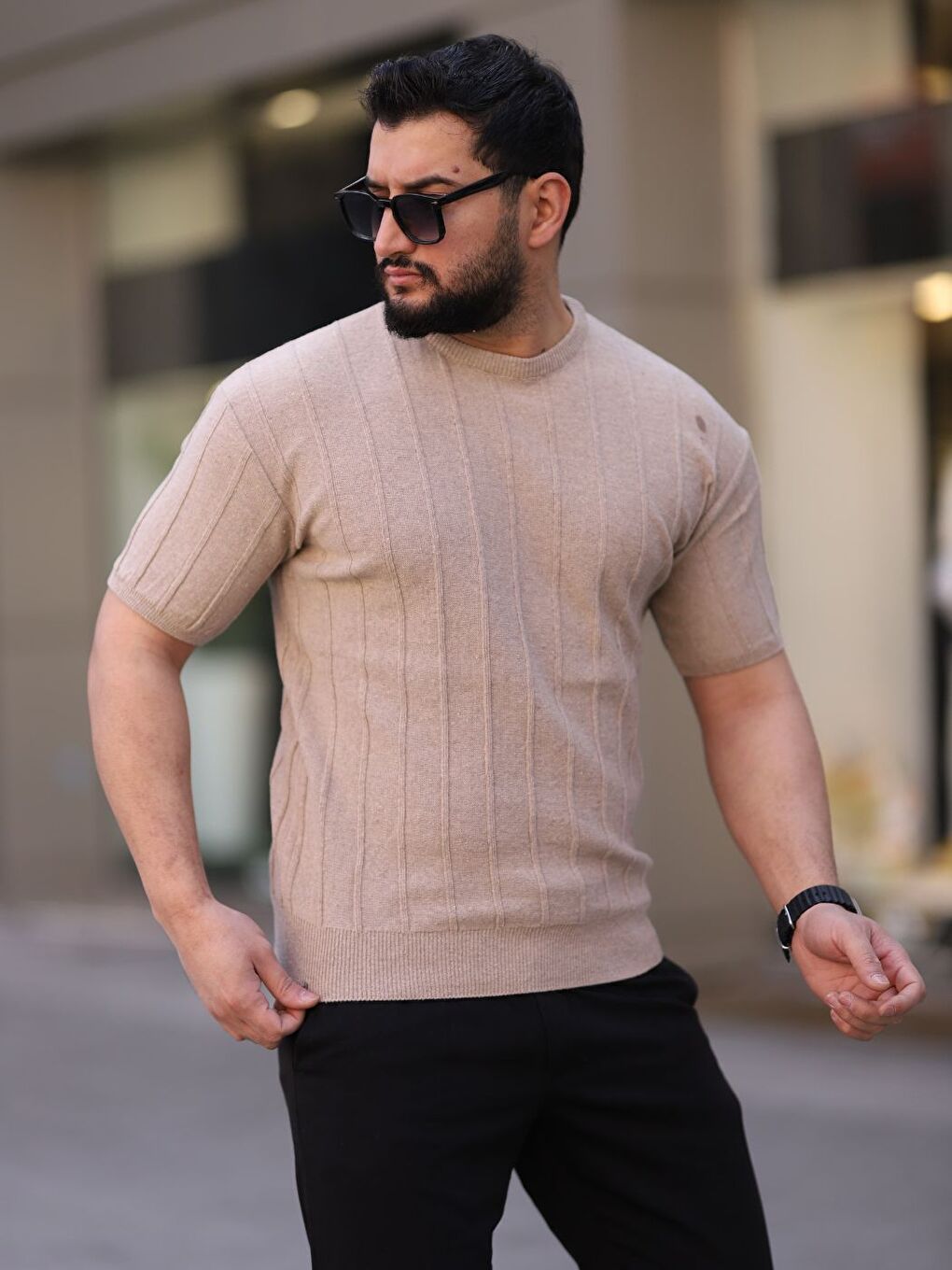 Bej Bisiklet Yaka Kabartma Triko Örme  Kısa Kollu Tişört-1