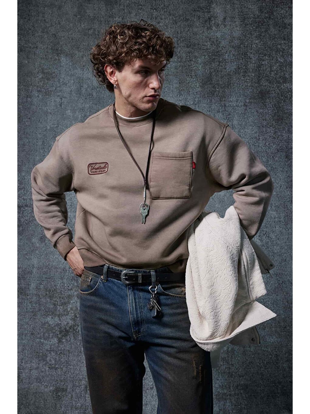 Erkek Bisiklet Yaka Cep Detaylı Sweatshirt Kahverengi-4