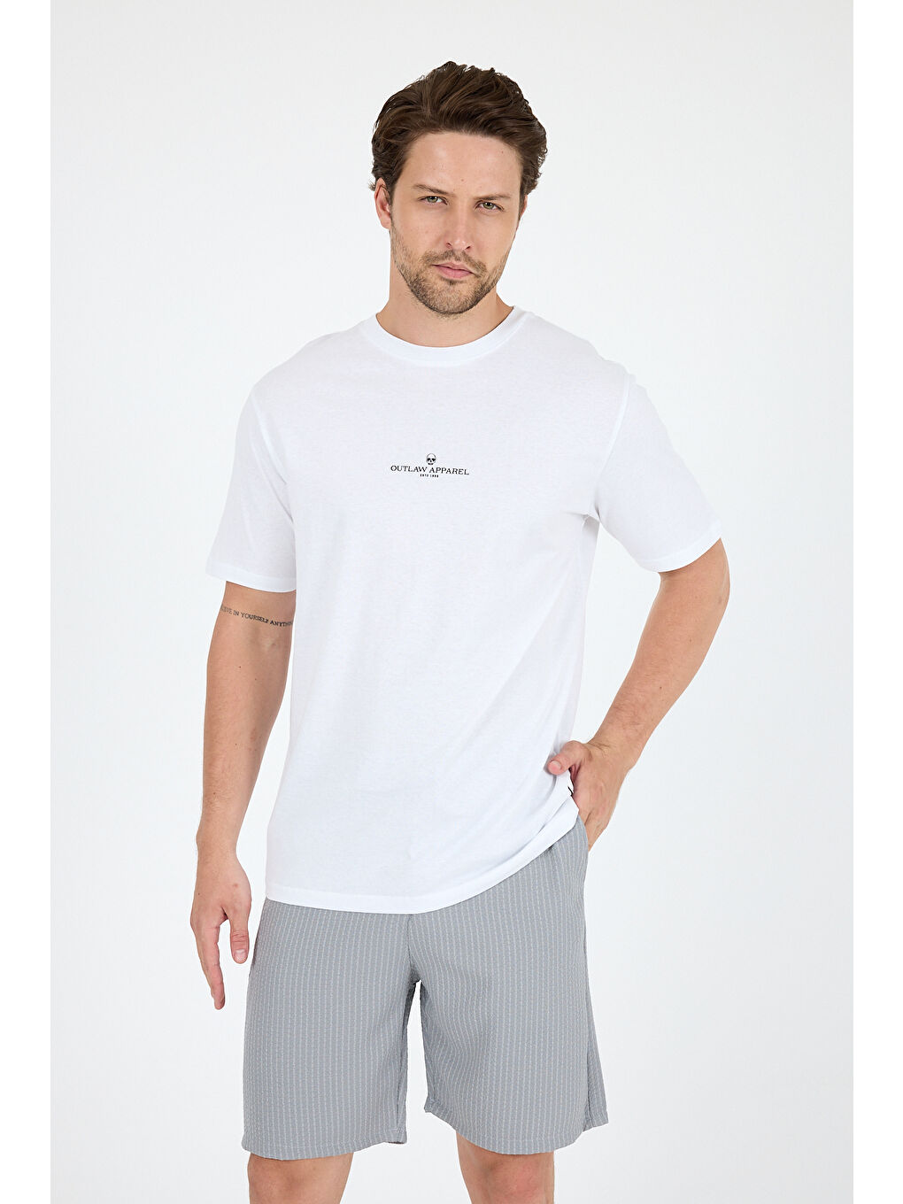 Beyaz Bisiklet Yaka Baskılı Penye Erkek %100 Pamuk Tişört-1