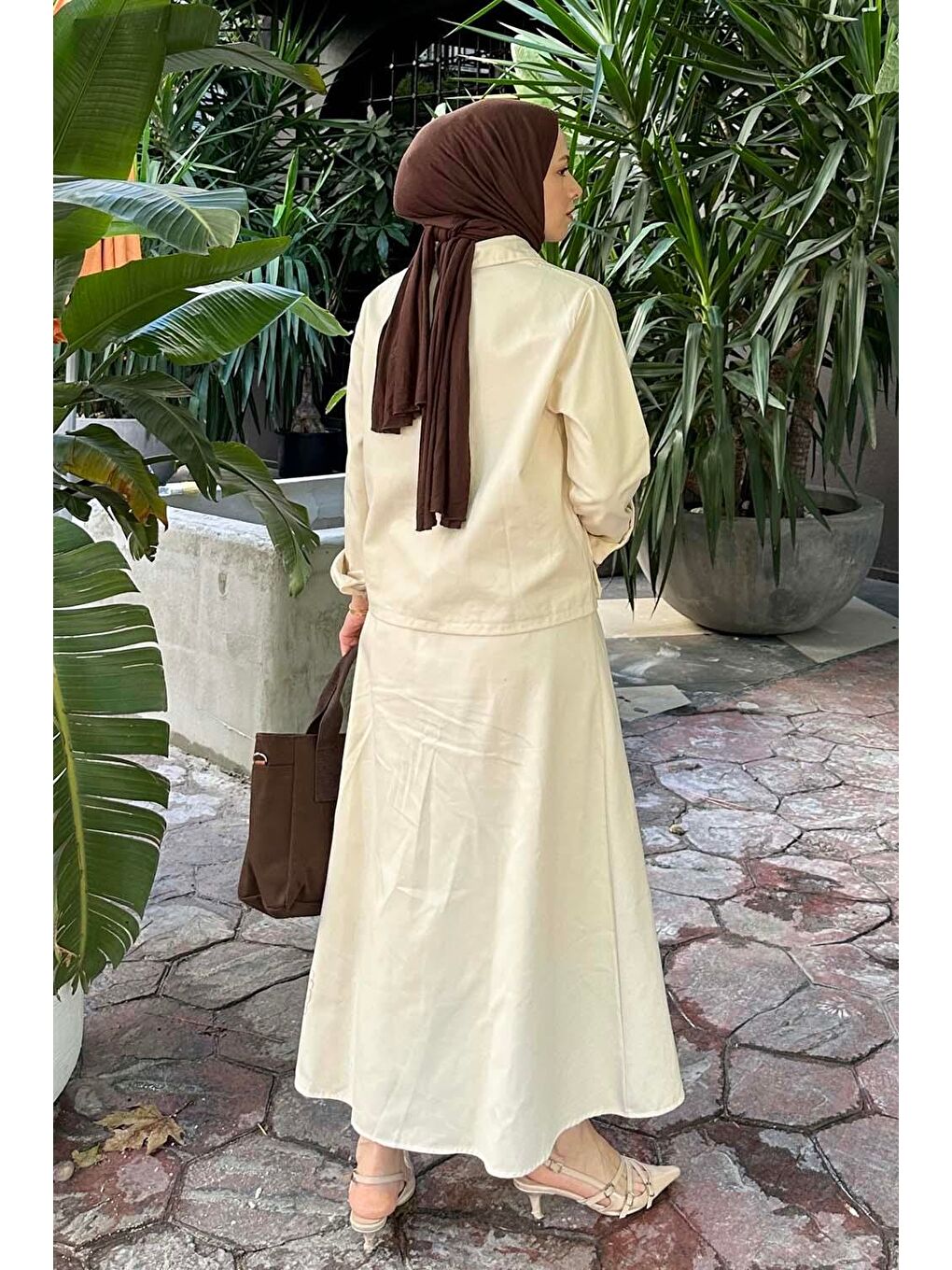 Ekru Cep Detaylı İkili Etek Tesettür Takım Krem-3