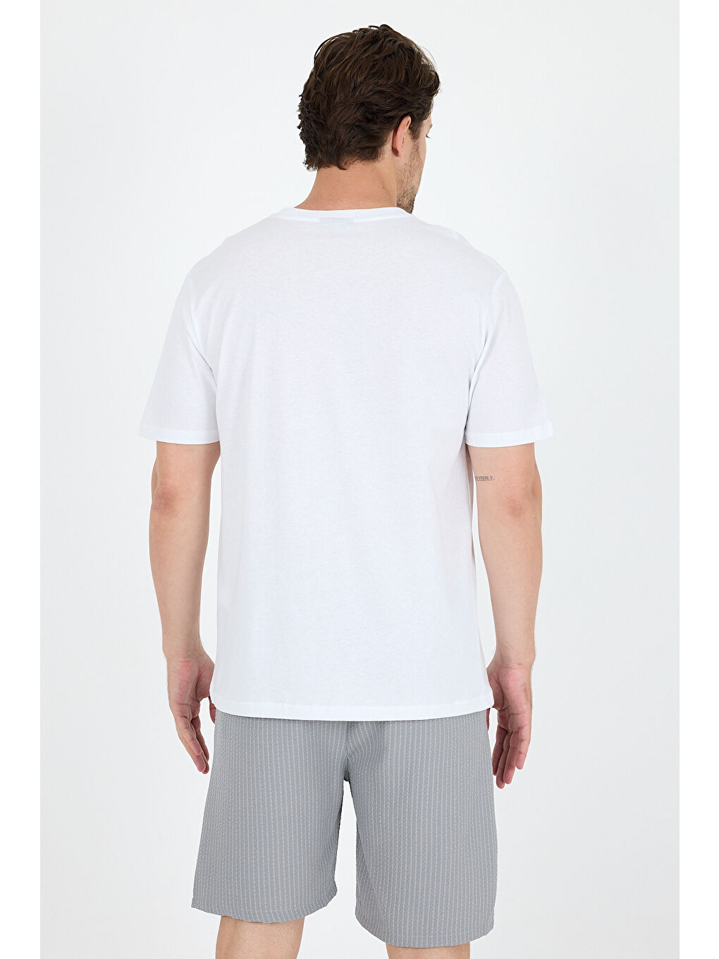 Beyaz Bisiklet Yaka Baskılı Penye Erkek %100 Pamuk Tişört-4