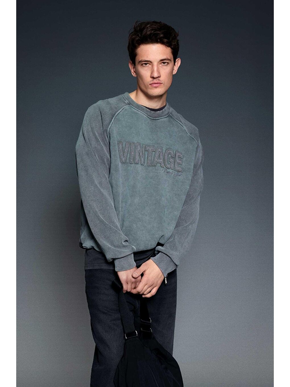 Erkek Oversize Yıkamalı Vintage Nakış Detaylı Sweatshirt Antrasit-1