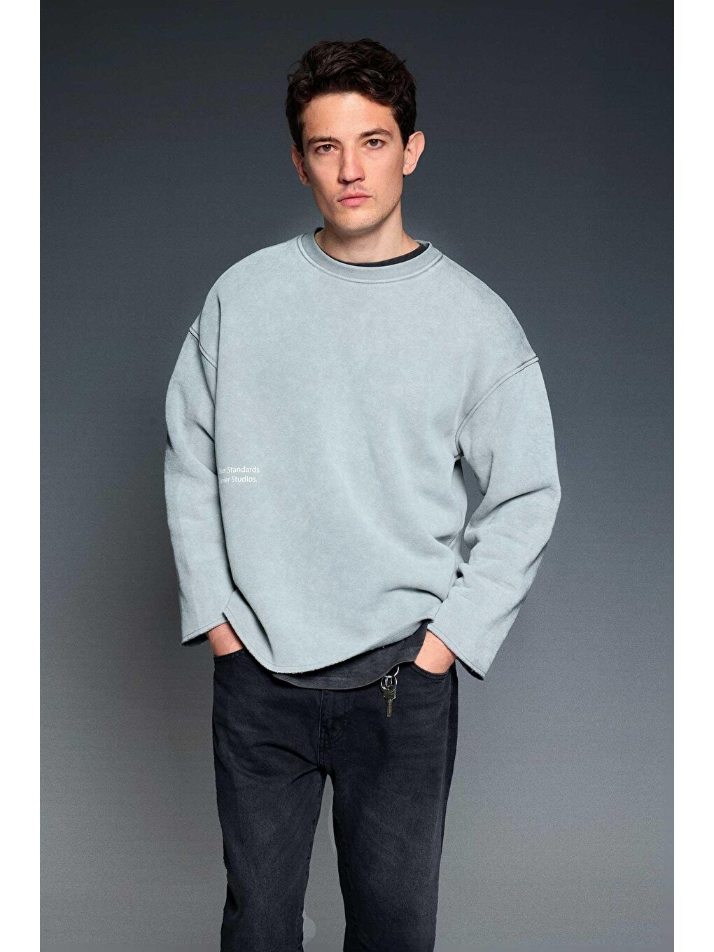 Erkek Yazı Baskılı Oversize Sweatshirt Gri-1