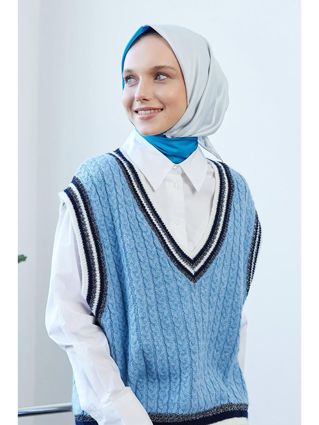 Karışık İki Renkli Eşarp Sılver&Mavi-2