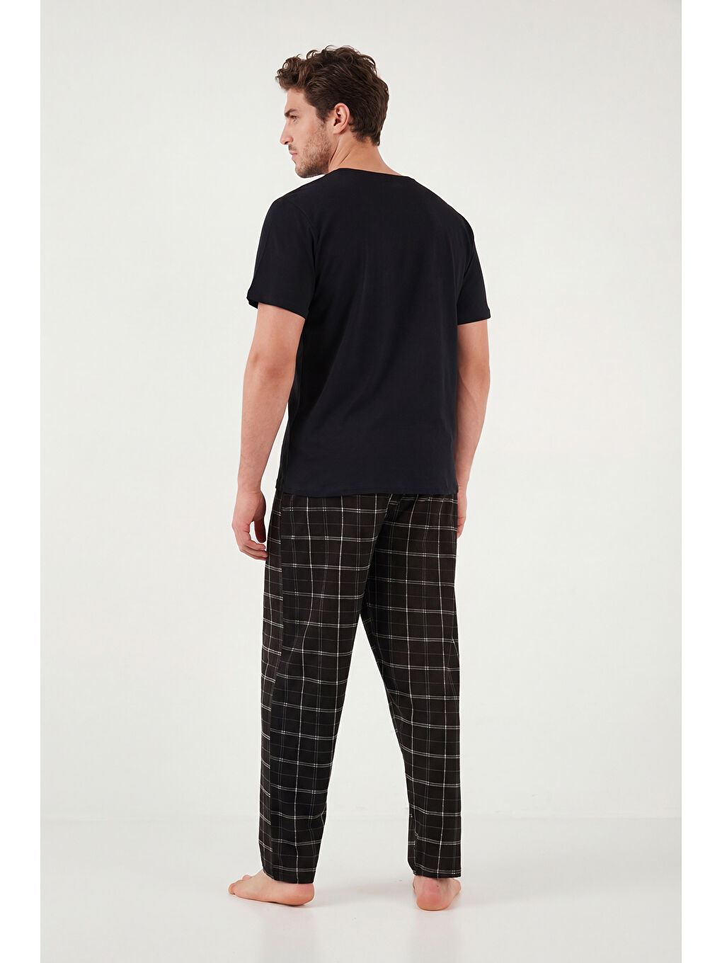 Siyah Pamuklu Regular Fit Baskılı Pijama Takımı 6096165-5