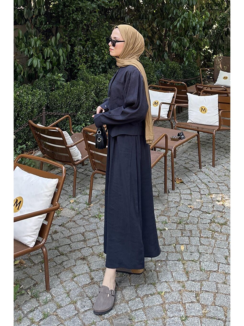 Etekli Tesettür Takım Siyah-3