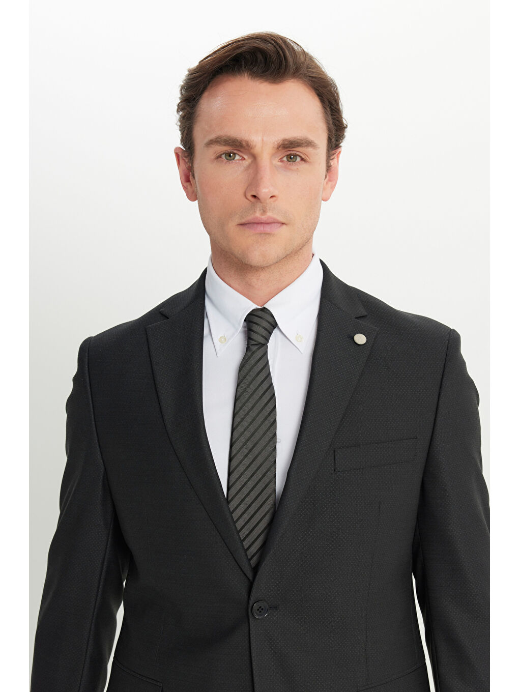 Erkek Siyah Yünlü Slim Fit Dar Kesim Mono Yaka Desenli Kapak Cepli Takım Elbise-4