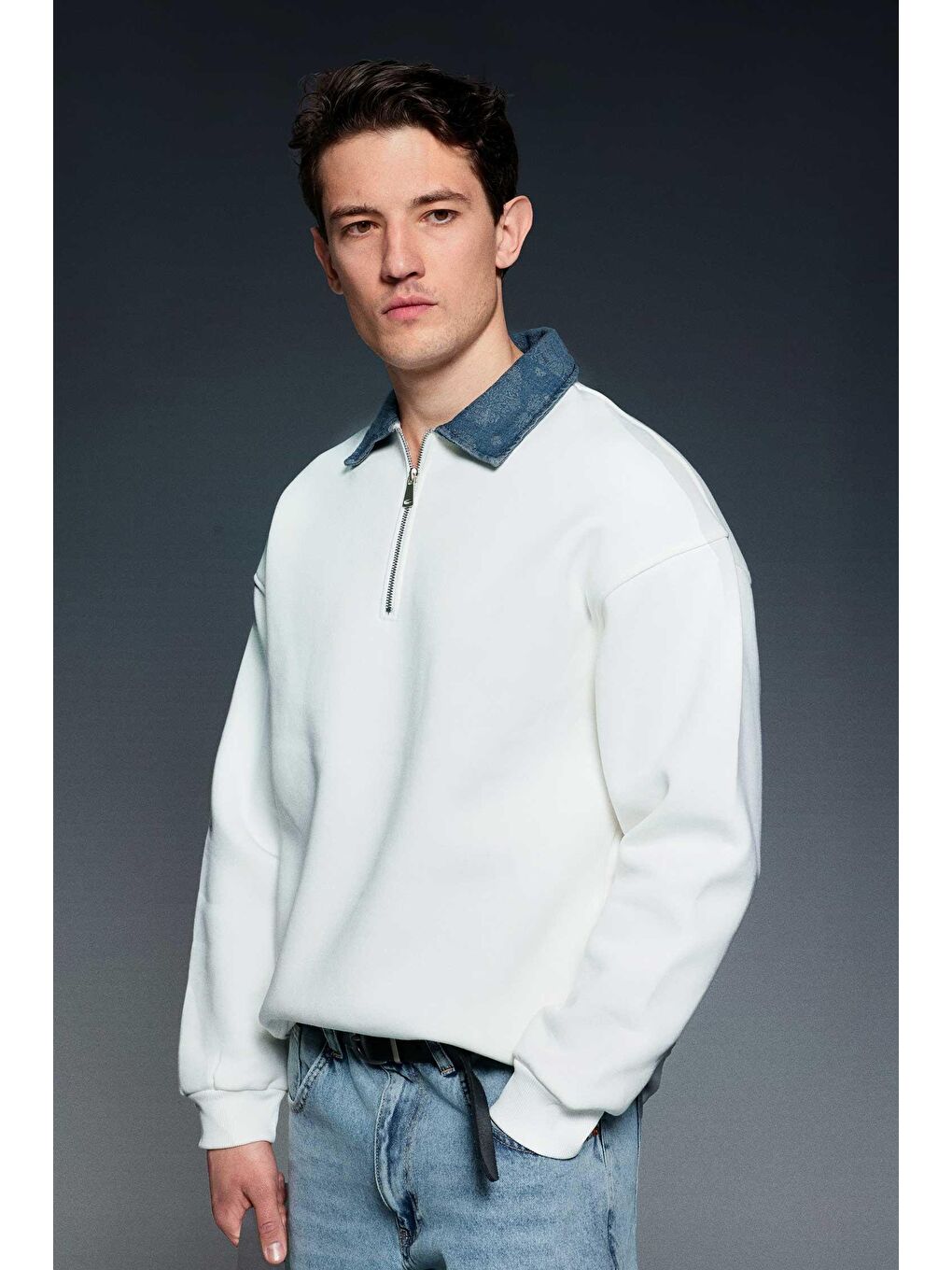 Erkek Denim Polo Yaka Yarım Fermuarlı Oversize Sweatshirt Beyaz