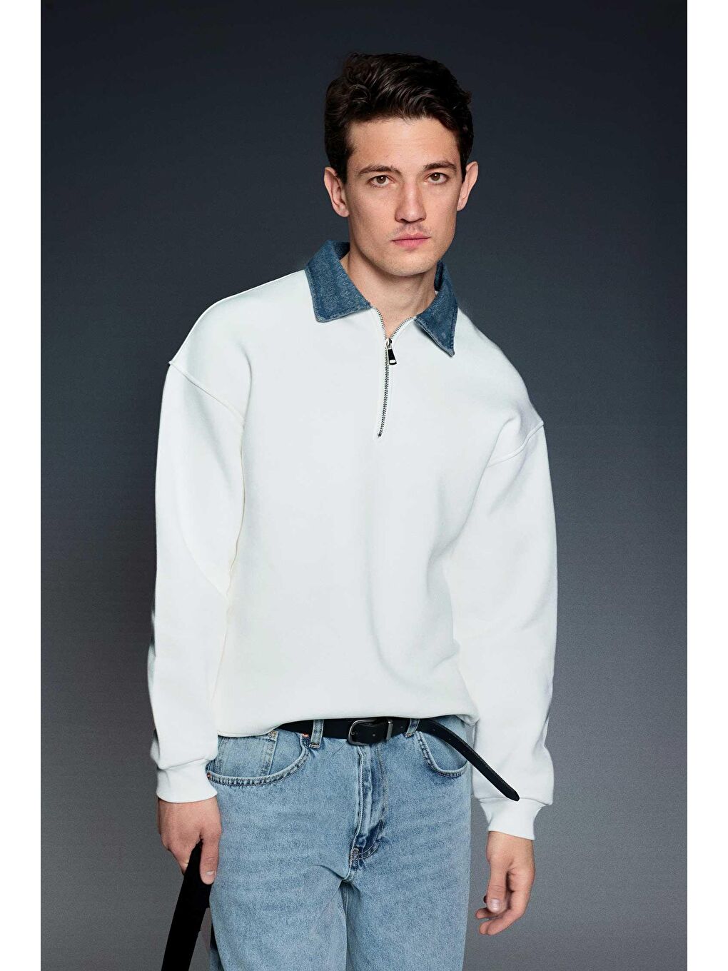 Erkek Denim Polo Yaka Yarım Fermuarlı Oversize Sweatshirt Beyaz-3