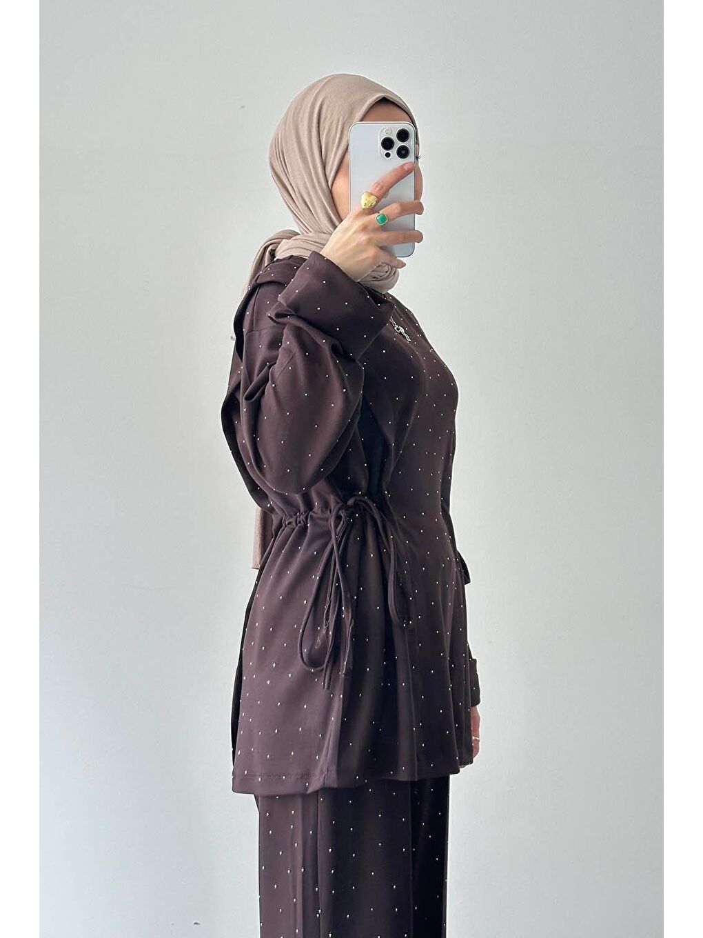 Tünel Detaylı Taşlı Takım Acı Kahverengi-1