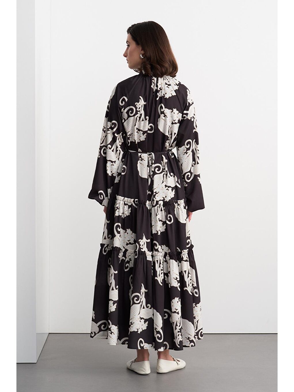 Floral Desenli Uzun Elbise Siyah-3