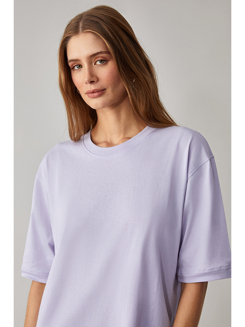 Lila Jemmy Kadın %100 Organik Pamuk Relaxed Fit Yırtmaçlı Yuvarlak Yakalı LİLA T-Shirt-3
