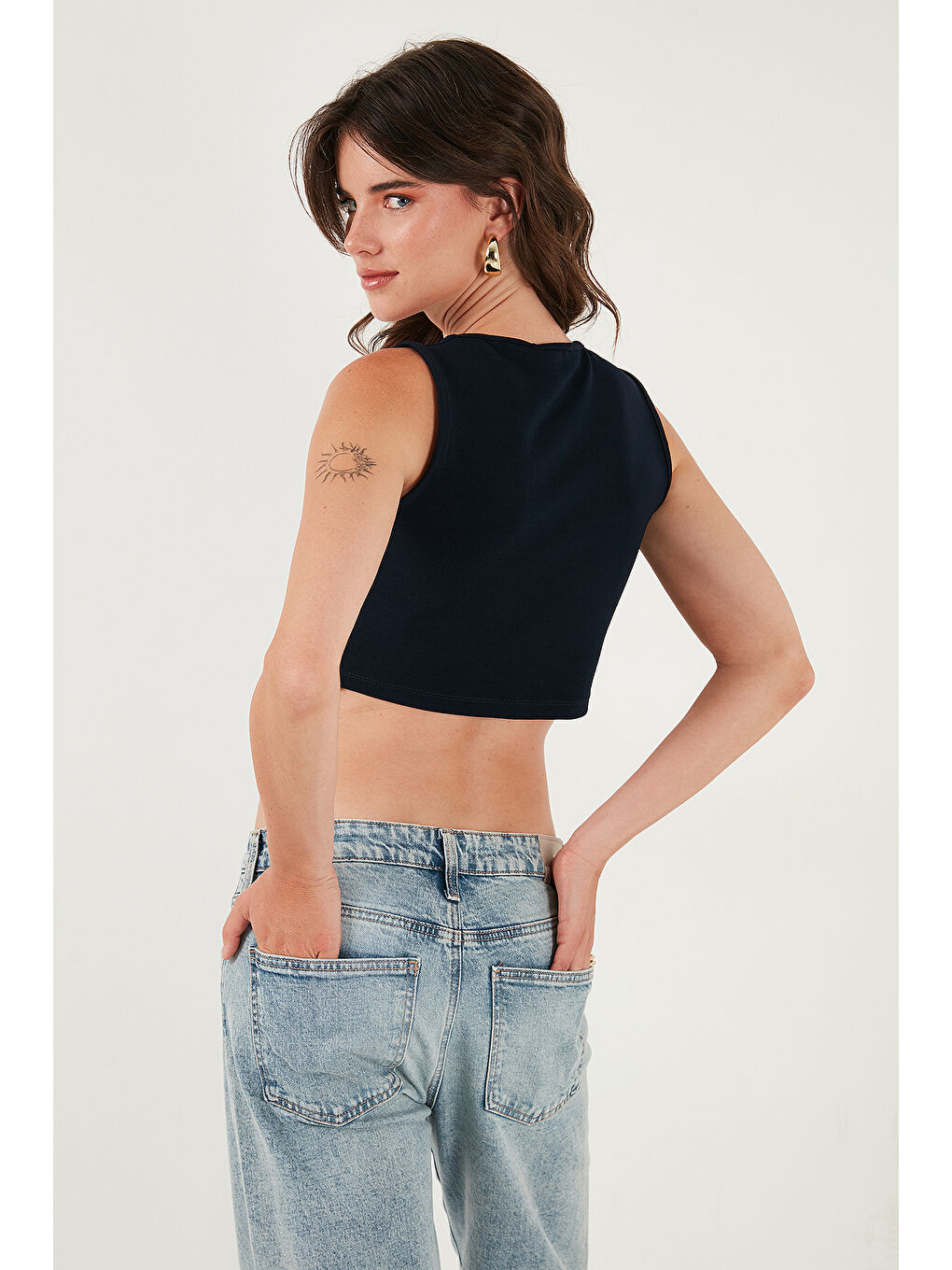 Lacivert Slim Fit Kalp Yaka Düğmeli Kalın Askılı Kadın Crop Yelek 5865497-5