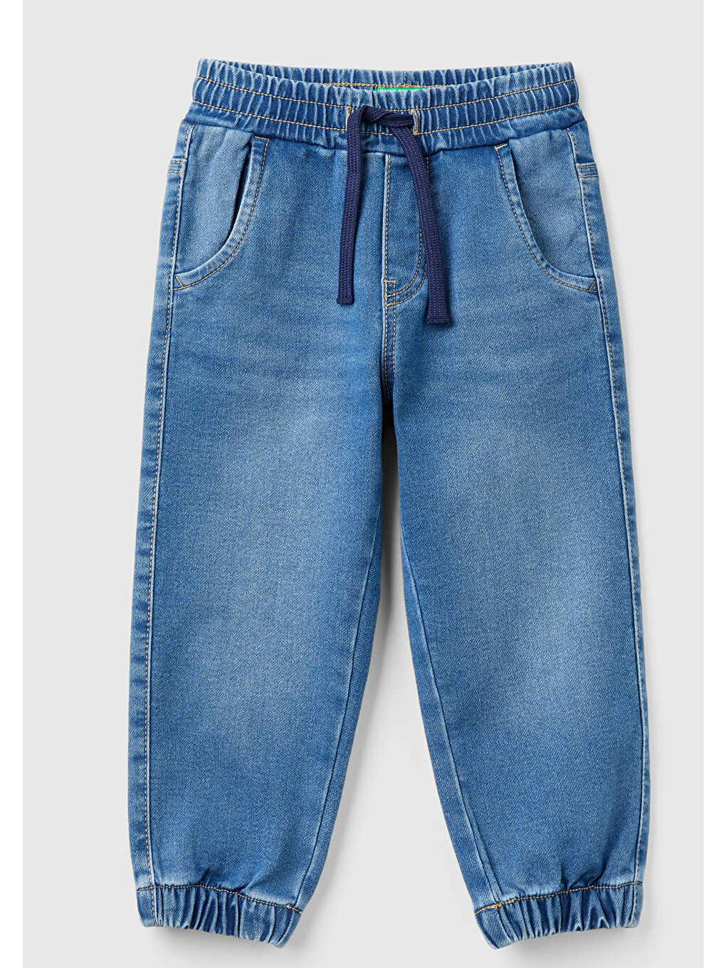 Karışık Erkek Çocuk Arka Cebi Logolu Lastik Paça Ağartılmış Denim Pantolon