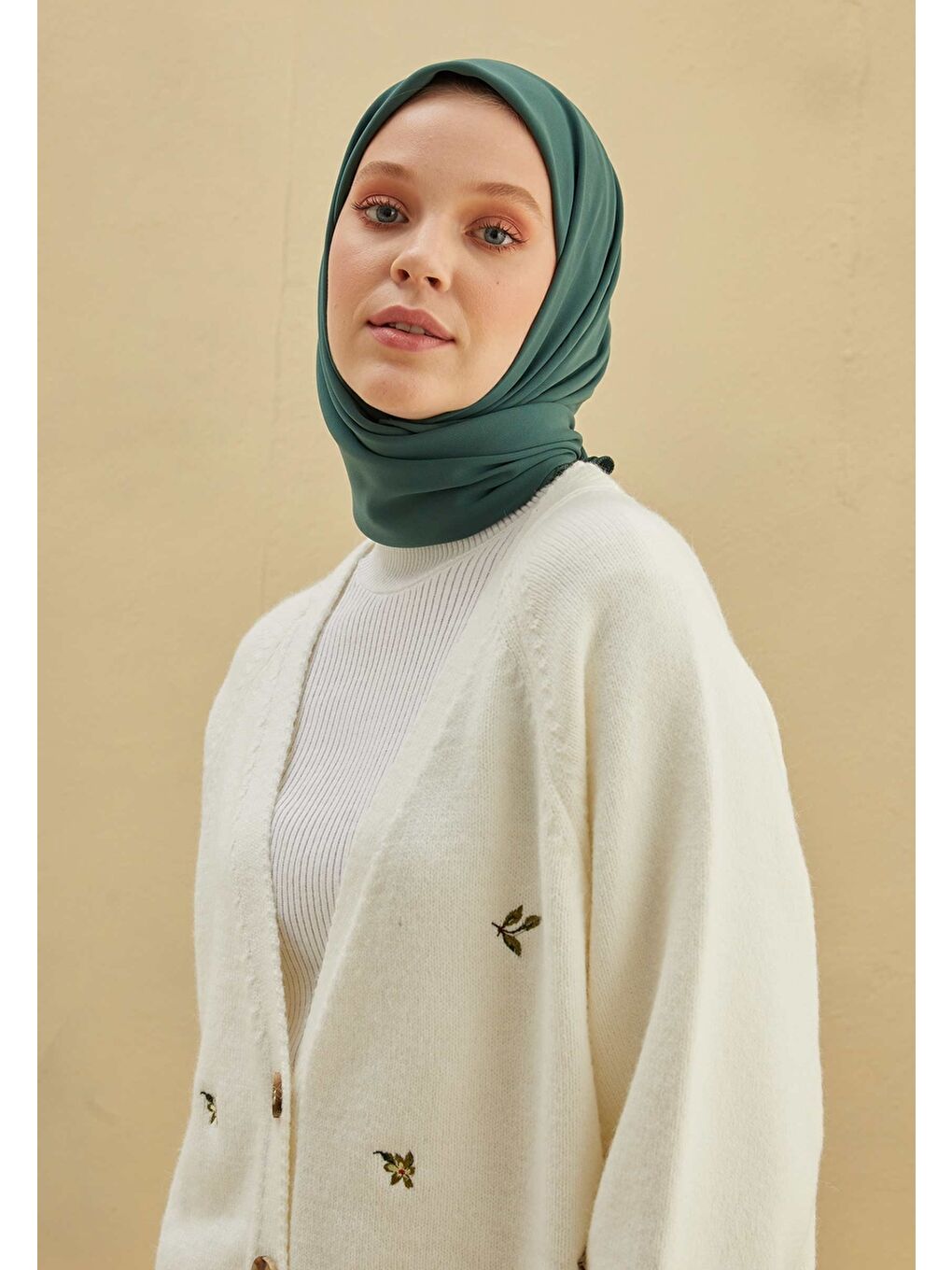 Yeşil Medine İpeği Eşarp Yaprak-1