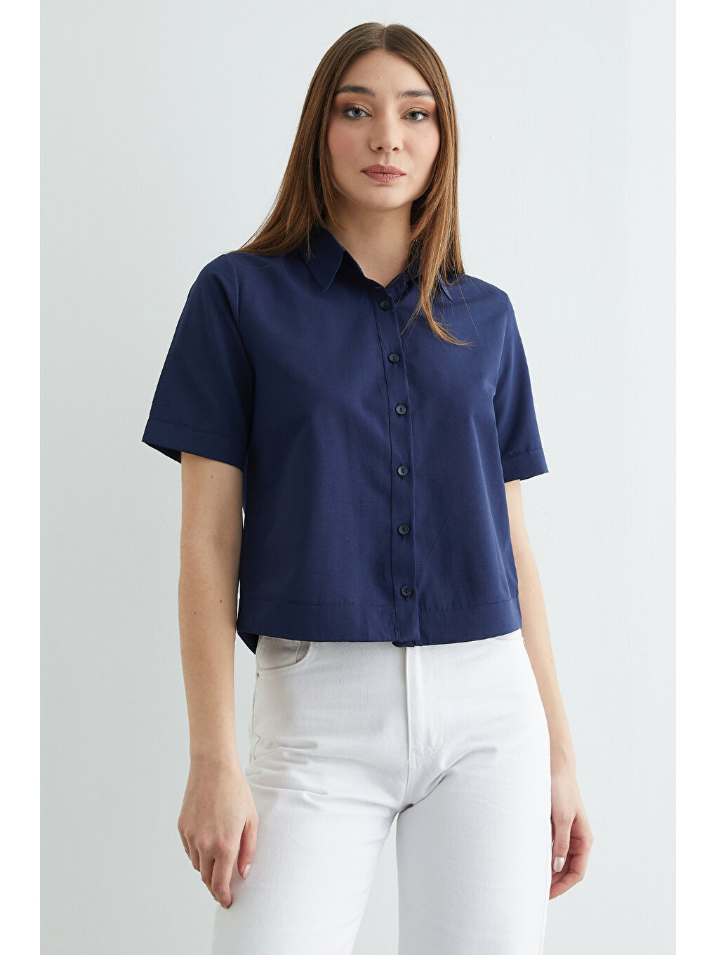 Lacivert Basic Kolu Ve Beli Manşetli Crop Gömlek-2