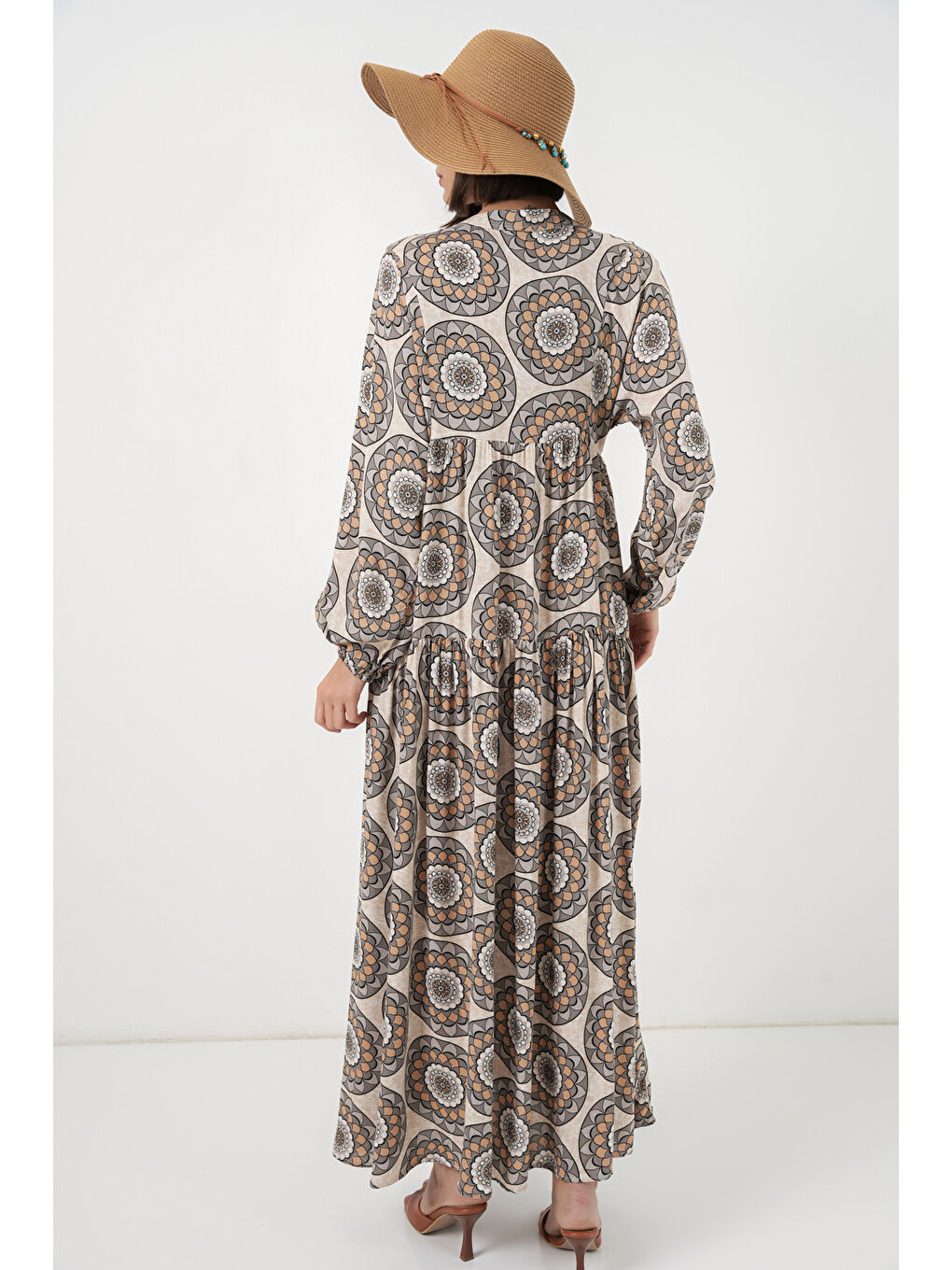 Kadın Desenli Uzun Tesettür Elbise 2585 - C. Bej-4