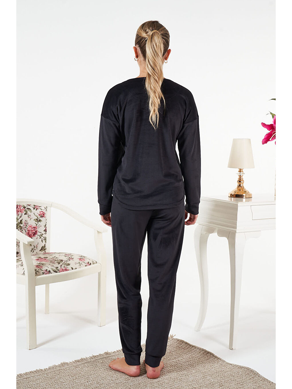 Kadın Kadife Baskılı Pijama Takımı 25382 Siyah-3